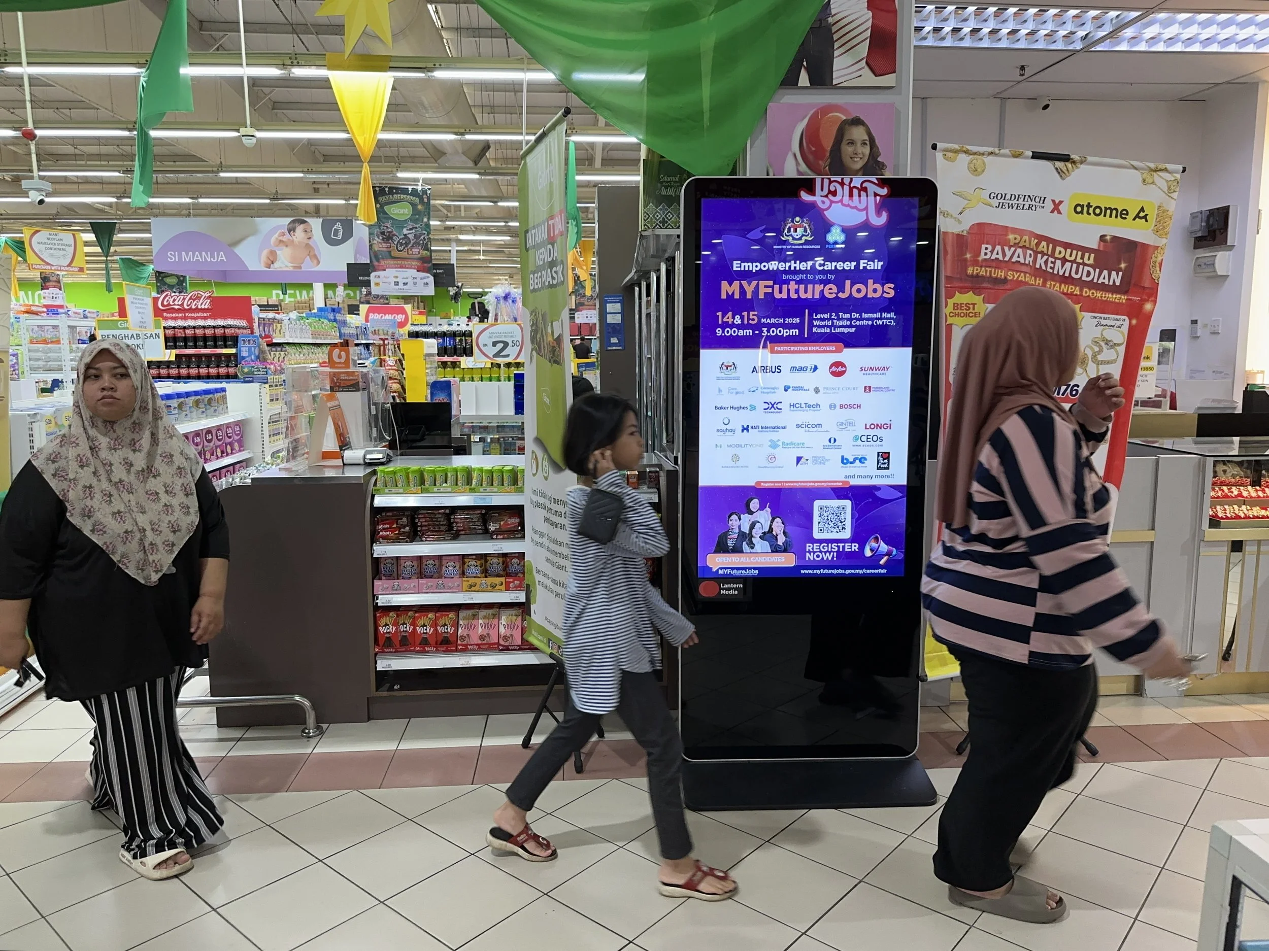 Giant Prima Saujana 2.jpg