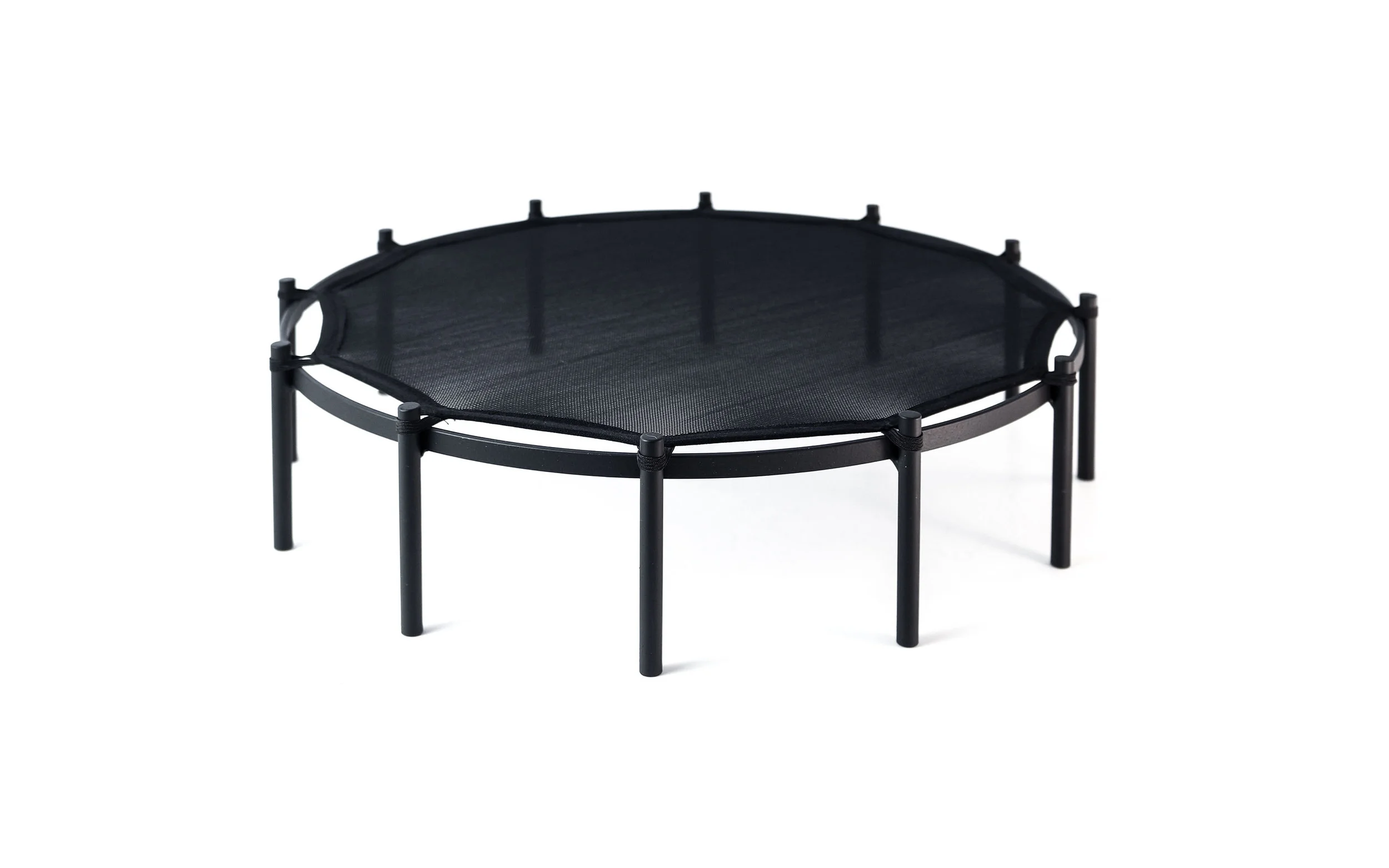 Formacy-Trampoline_Front_Empty_WEB.jpg
