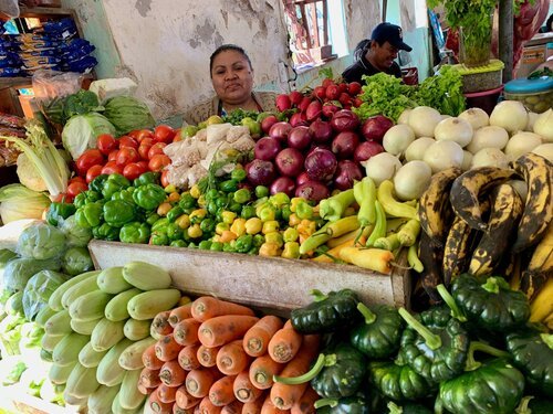 market.veggies.jpg