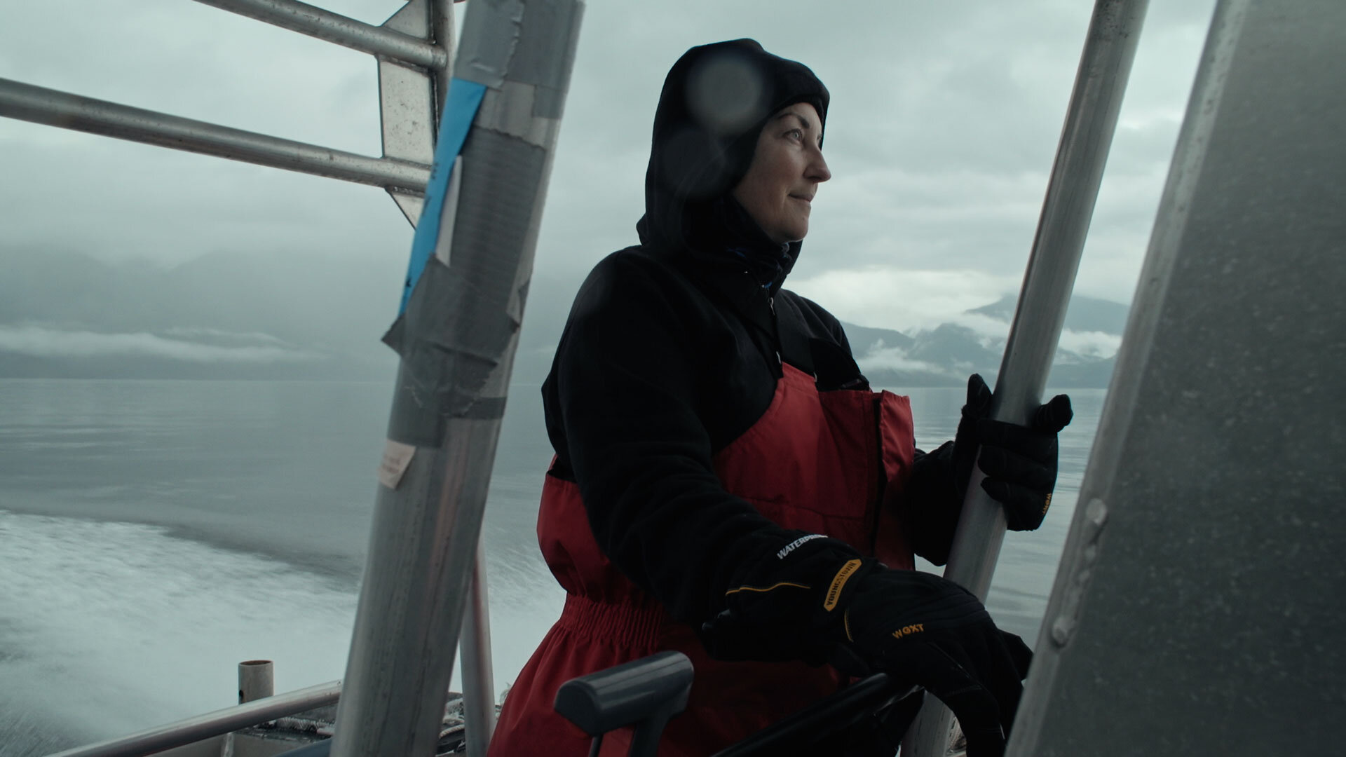 Janie Wray boating out to observe humpback whales.