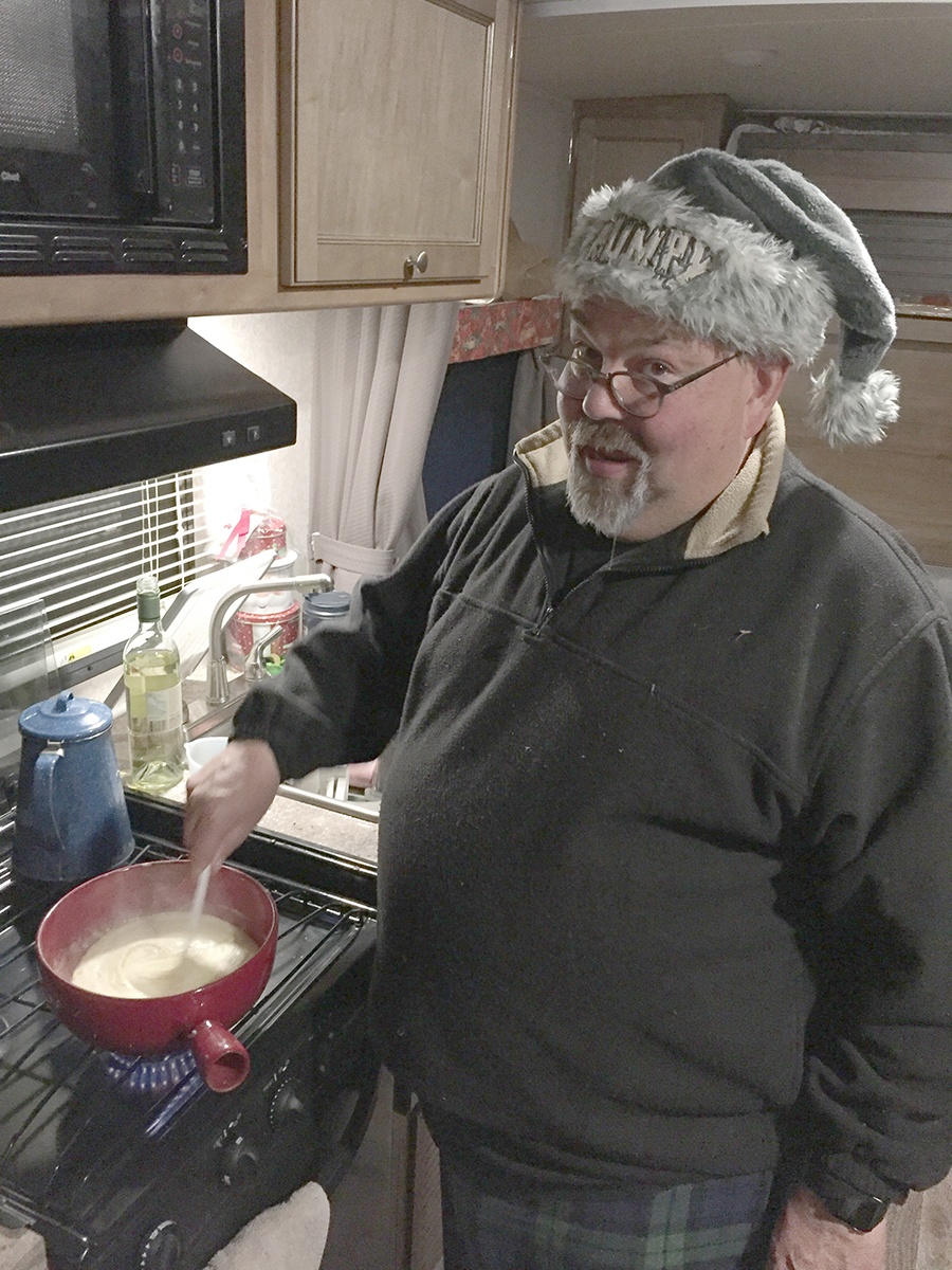 Making Fondue.jpg