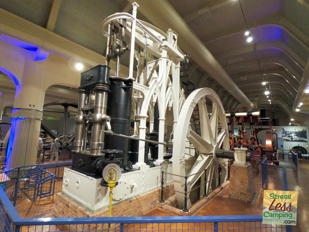 Industrial steam engine