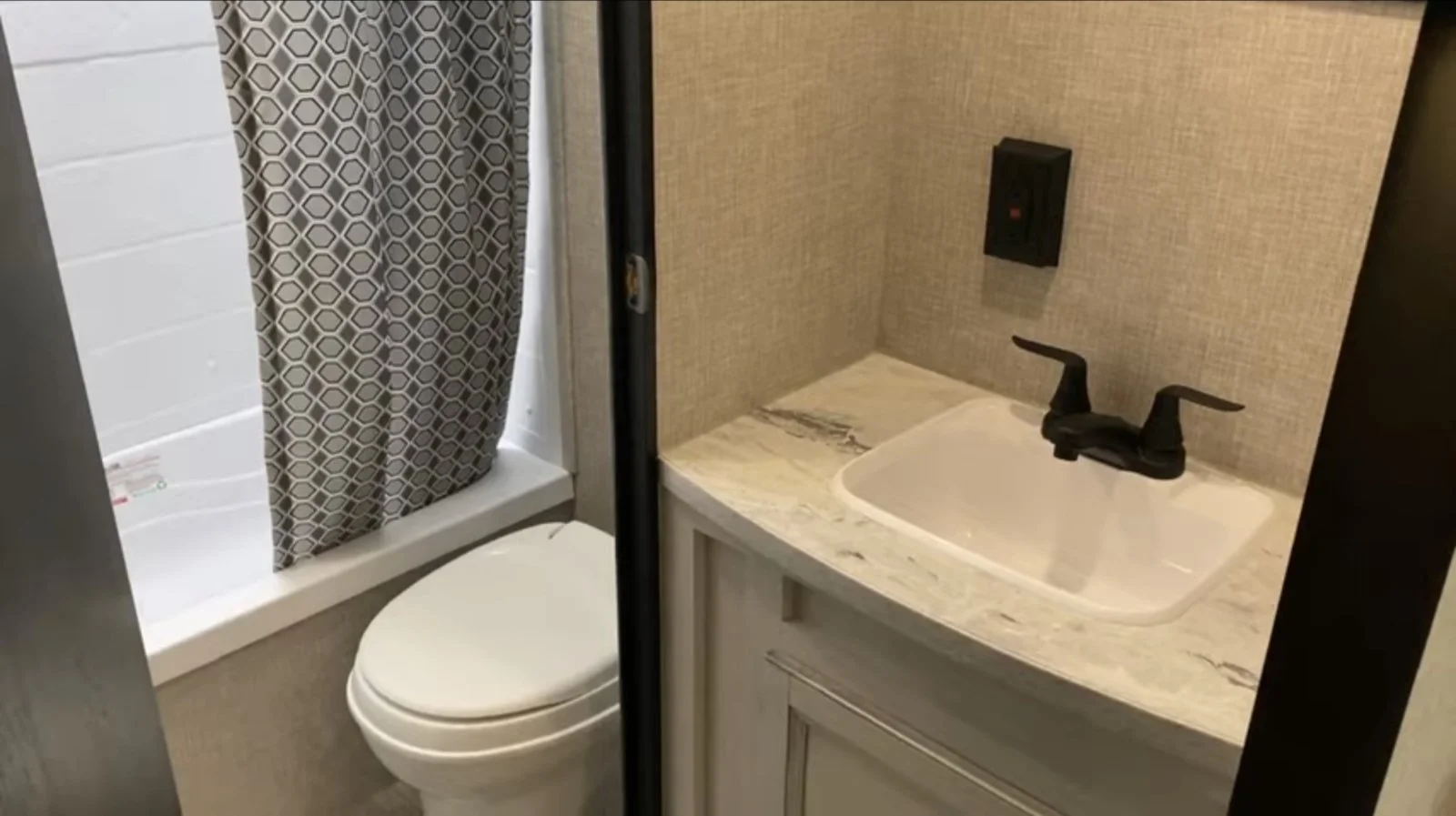 RV review: 2023 Jayco Jay Flight 267BHS