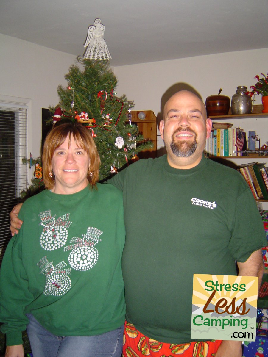 2004 Tony and Peggy Christmas.jpg