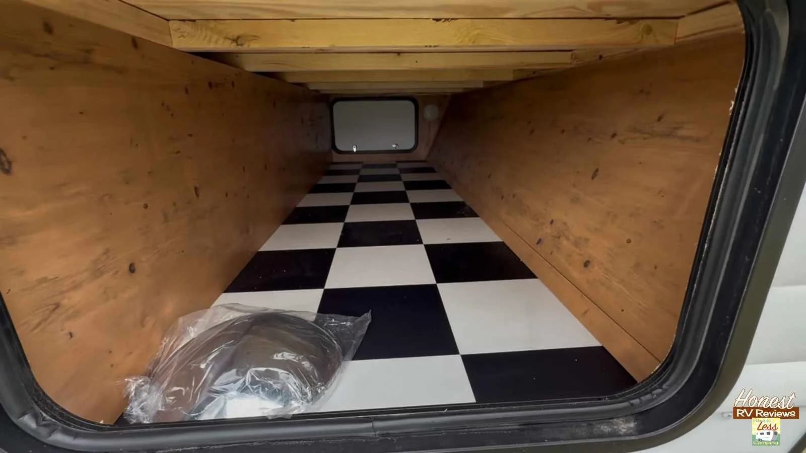 Front storage space in the Sunset Park Retro ChaCha 186.jpg