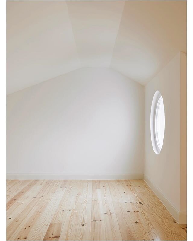 don&rsquo;t mind this one, keep scrolling
.
apartment in Bairro Alto
.
for @francisconogueira
.
#architecture #project #lisboa #architectureporn #city #Arc_Only #contemporary #architecturalphotography #design #minimal #interiordesign #promenadedeco #