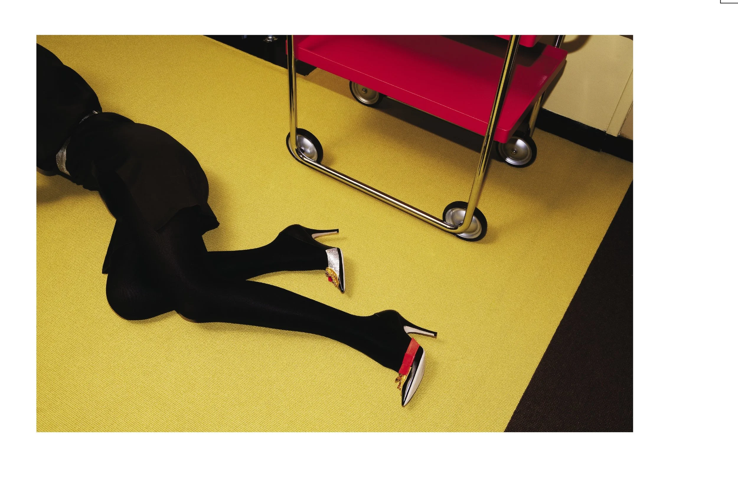 WALLPAPER - Viviane Sassen - Domestic goddess 14