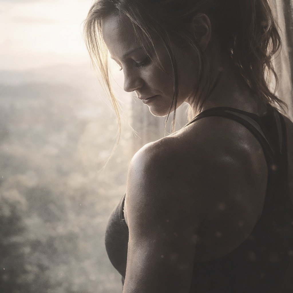 Quiet changes, Intentional steps.
Learning how to support my body instead of guessing. 🤍

I&rsquo;ve started documenting a new wellness chapter, rooted in functional wellness, curiosity, and real life.
If you&rsquo;re feeling stuck or simply ready f