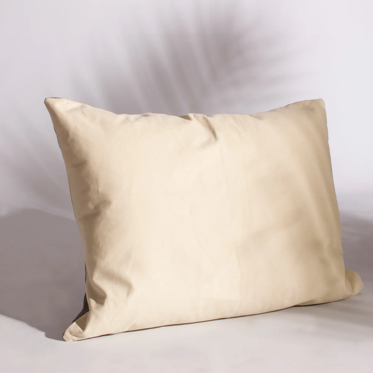 kissen-cushion-pillow-cotton-organic-cosy-soft-vindue-textile-fabrics-pattern-design-grafics-munichg_79.jpg