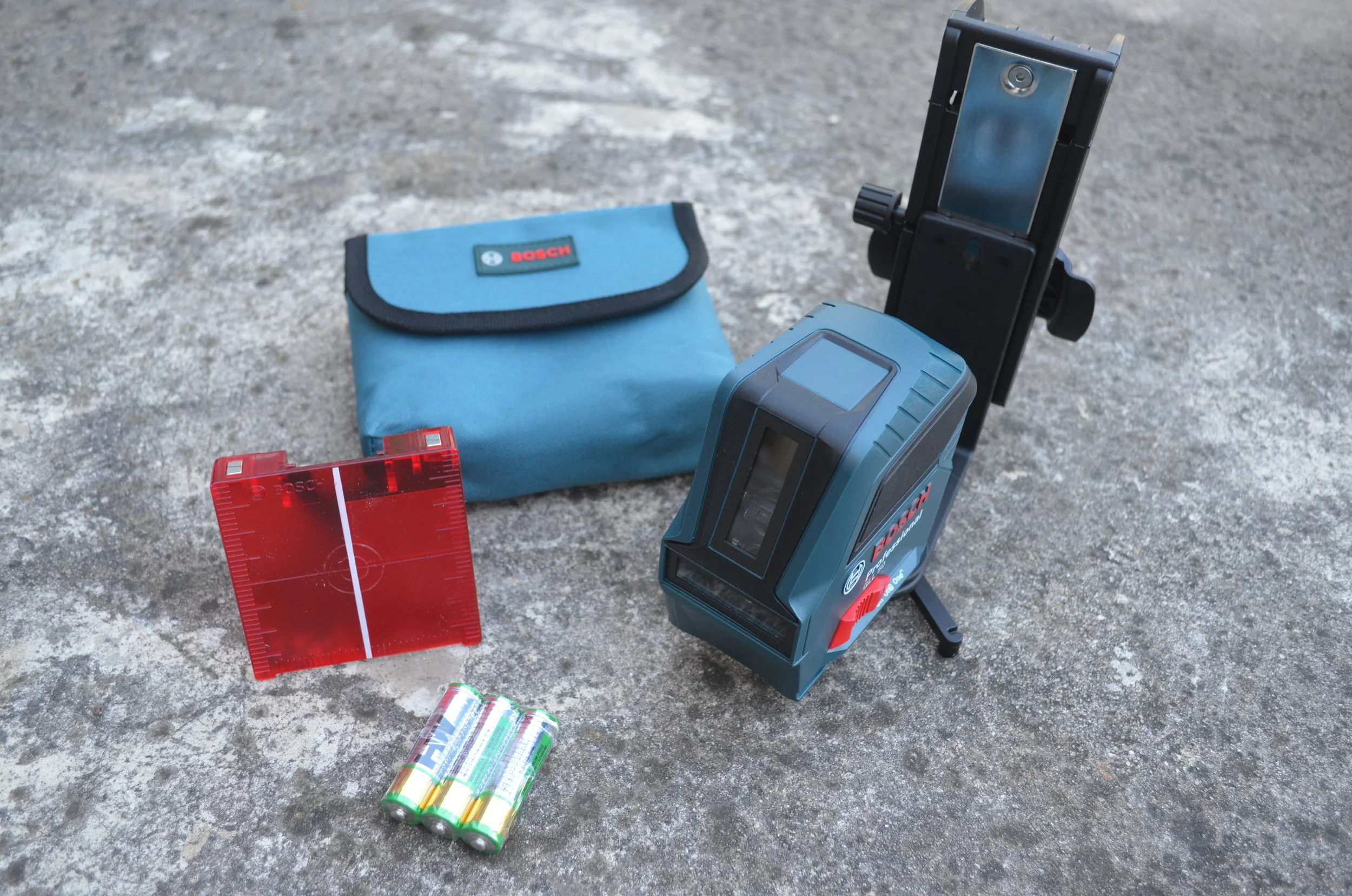 Tool Review Bosch 50 Ft Self Leveling Cross Line Laser Level