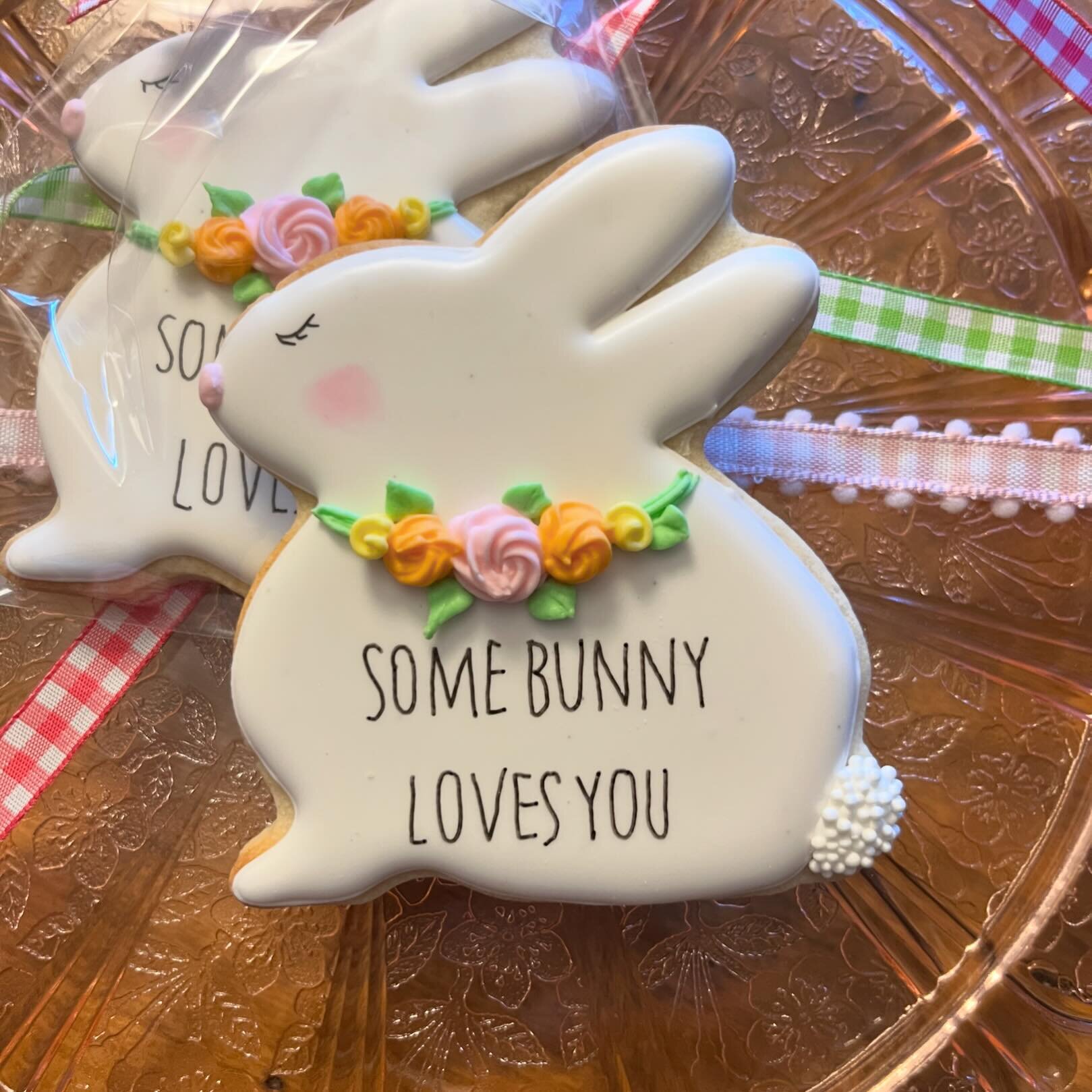 My Easter shop is now open for 10 days. Orders taken until 3/24, pickup in Tigard 3/29. 
I usually make extras, but this time I can say I&rsquo;ve made a hard line, so quantities are limited 🐰😉

#eastercookies #oregoncookier
 #decoratedcookies #ame