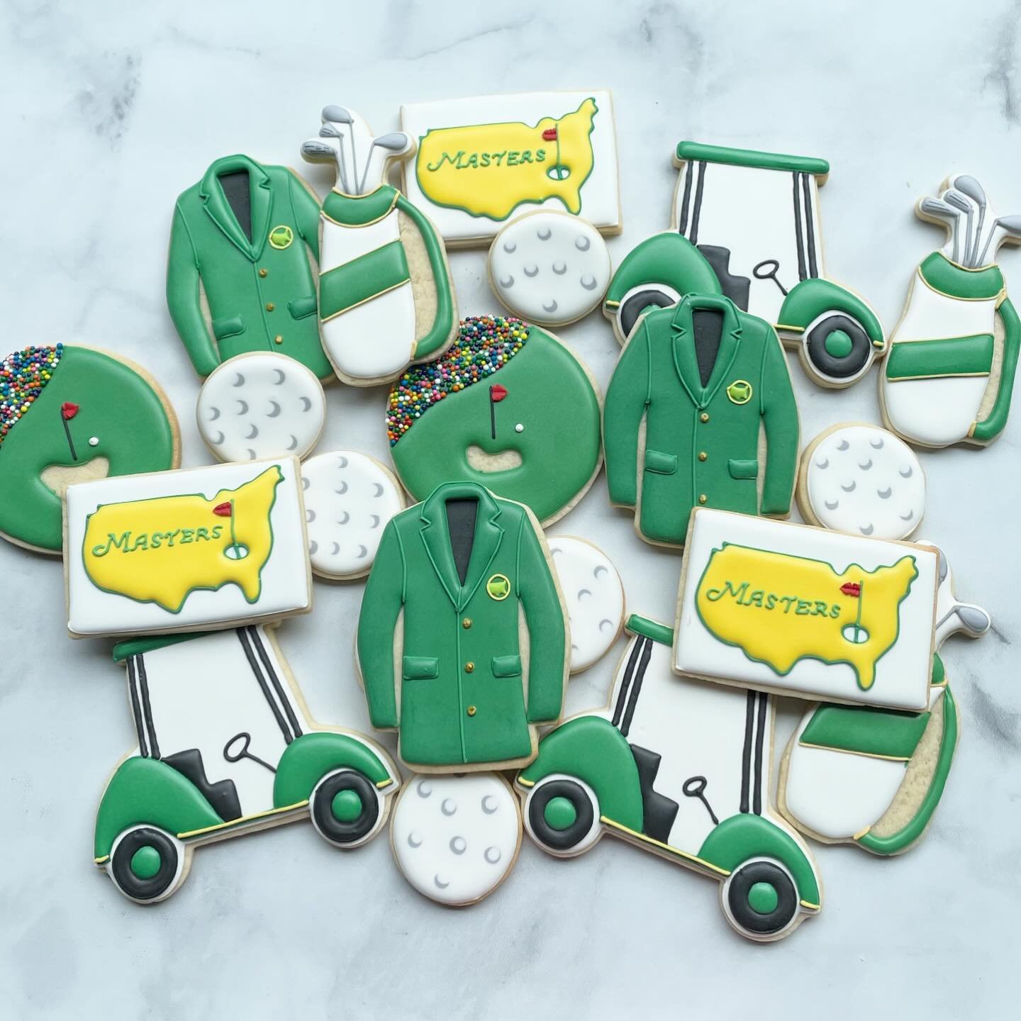 Congrats @scottie.scheffler 🏌🏽💚
 

#themasterstournament 
#masterschampion2024 
#oregoncookier
 #decoratedcookies #americolorgel #decoratedsugarcookies #royalicing #cookieart #sugarcookies #partyfavors #customcookies #cookiesofinstagram #cookiegra