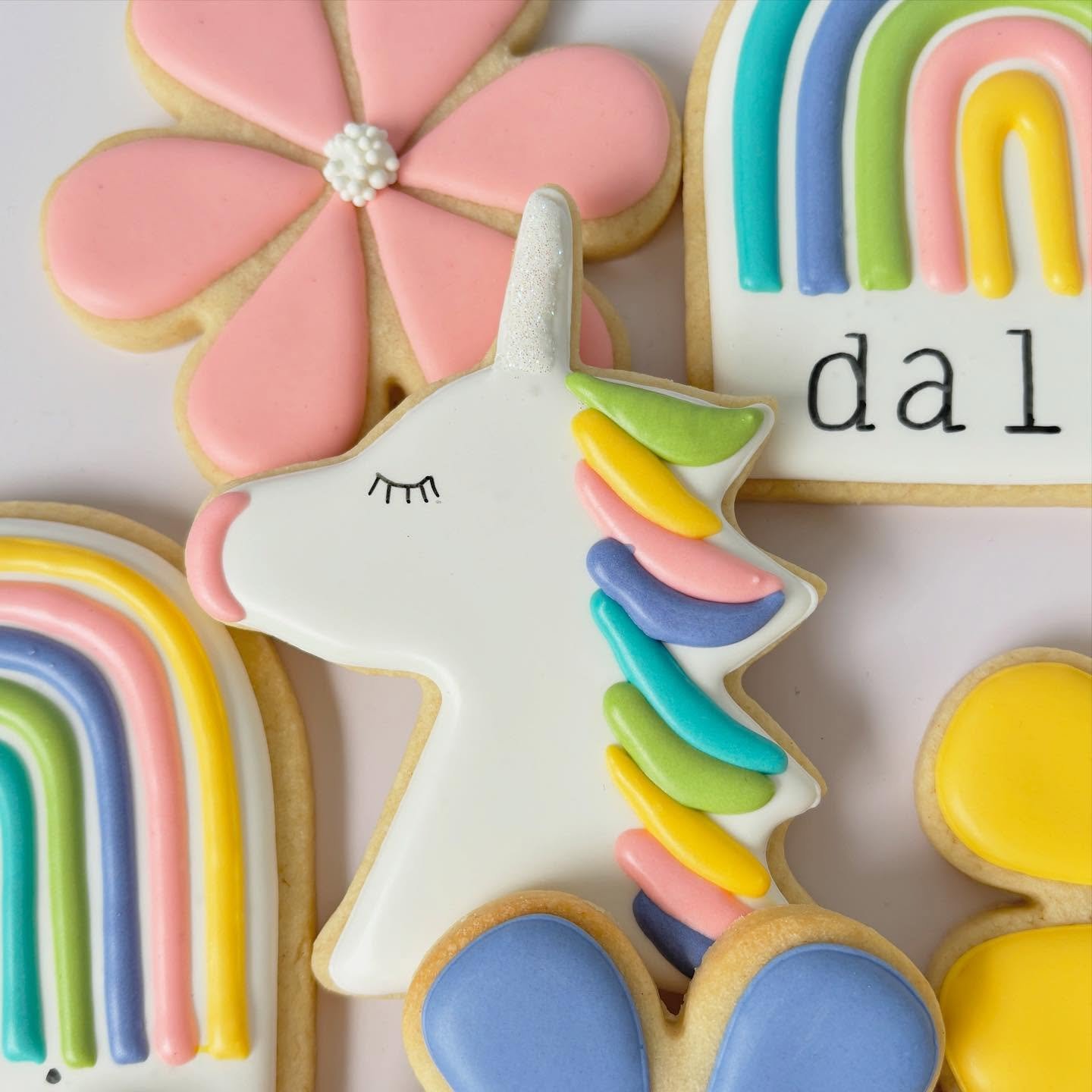 Rainbows &amp; Unicorns for Dalia 🌈 🦄 🎂 

#oregoncookier
 #decoratedcookies #decoratedsugarcookies #royalicing #cookieart #sugarcookies #partyfavorcookies #customcookies #cookiesofinstagram #cookiegram #instacookie #portlandcookiemaker #portlandco
