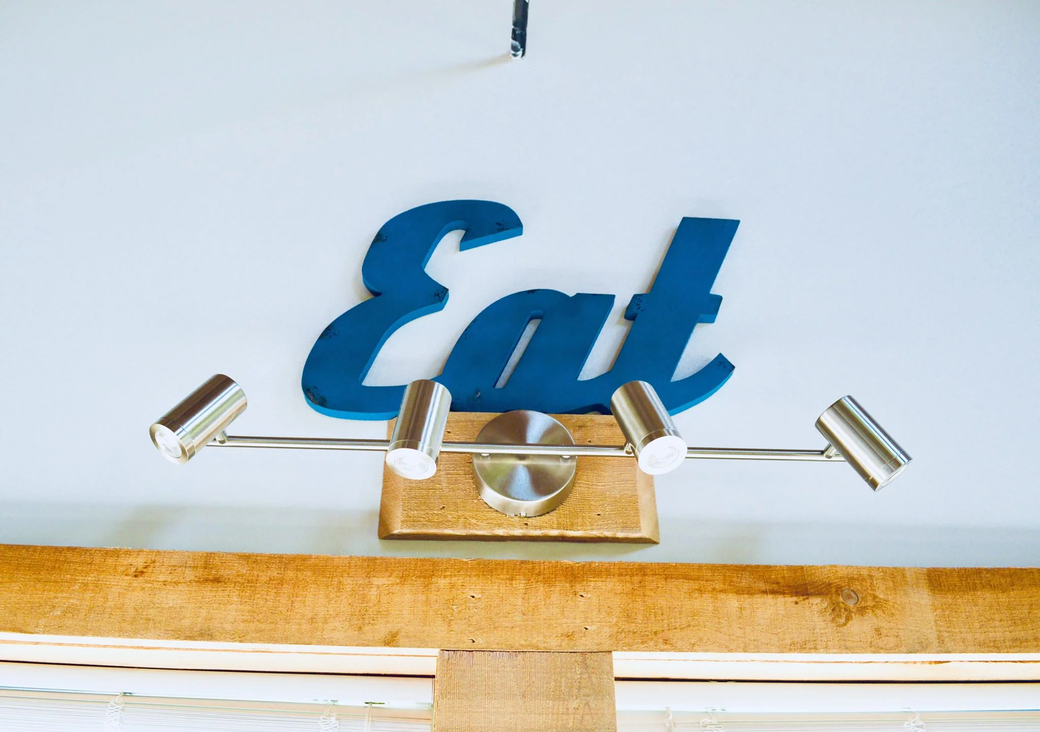 eat sign, modern farmhouse, farmhouse decor, minimalist, minimalism, farmhouse, barn home, modern homestead