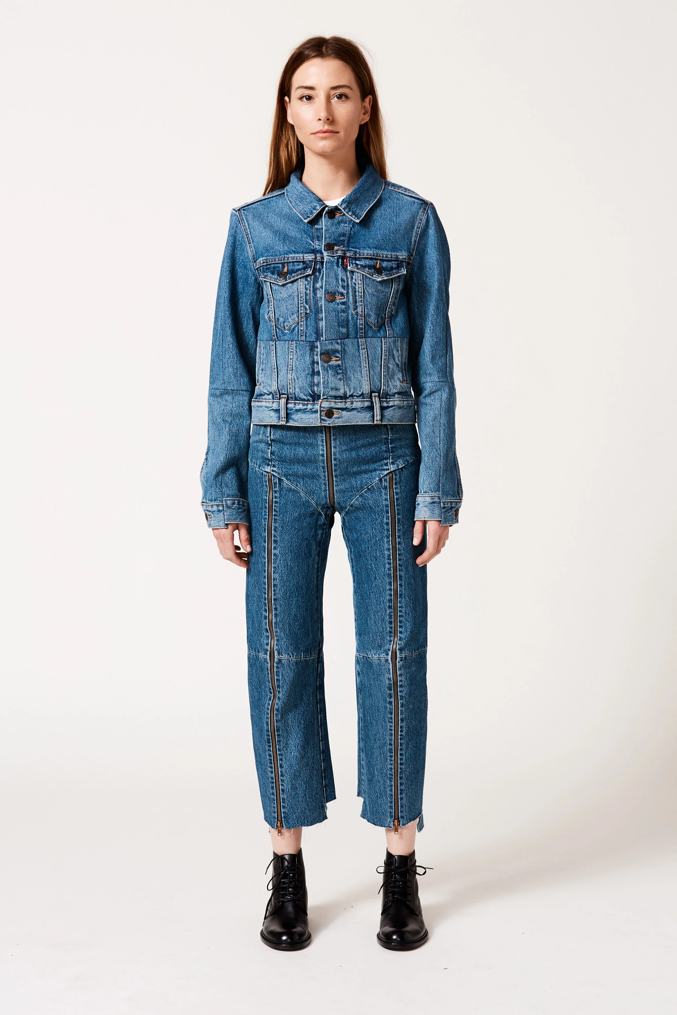 *17_H1_VETEMENTS_W6_FRONT_30850.jpg