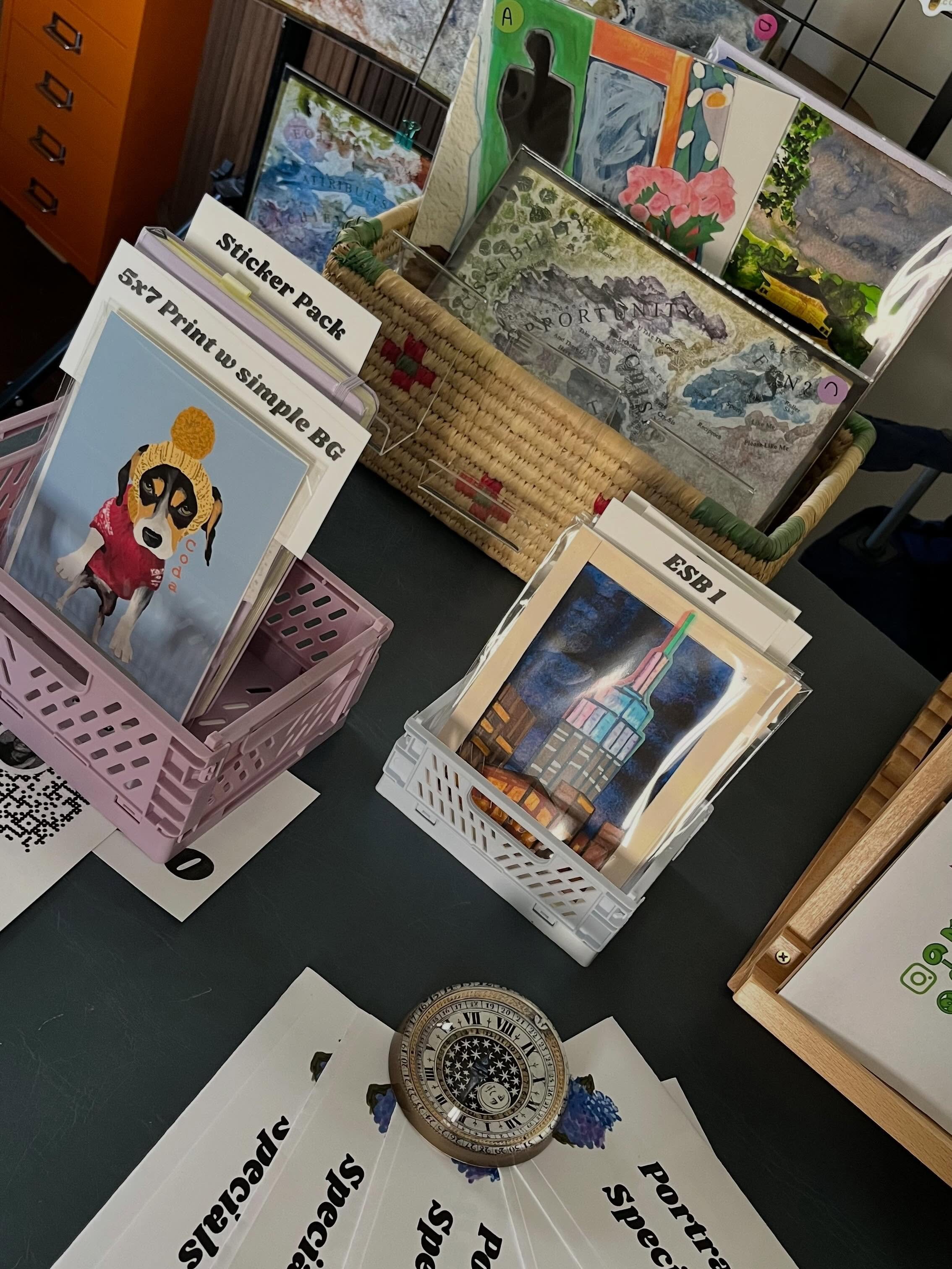 Hi! I&rsquo;m selling art at an outdoor market in lower manhattan tmrw Sat! All in the $ 5 - $ 75 dollar range. Custom portrait specials with NYC only hand-delivery. And special tmrw only new prints of the Empire State Building for $ 25. Lmk if you&r
