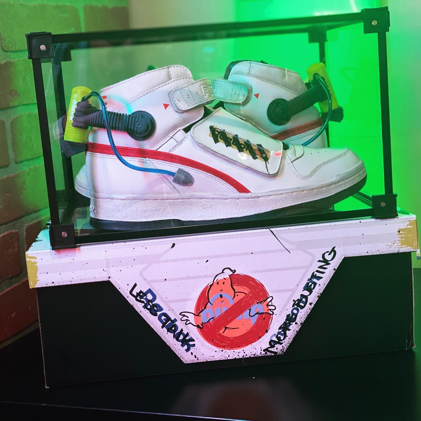 Snagged these #ghostsmashers on launch and lovin how far @reebok took the #ghostbusters license. Keep watching #reebok as they are #popmarketing best in class right now.