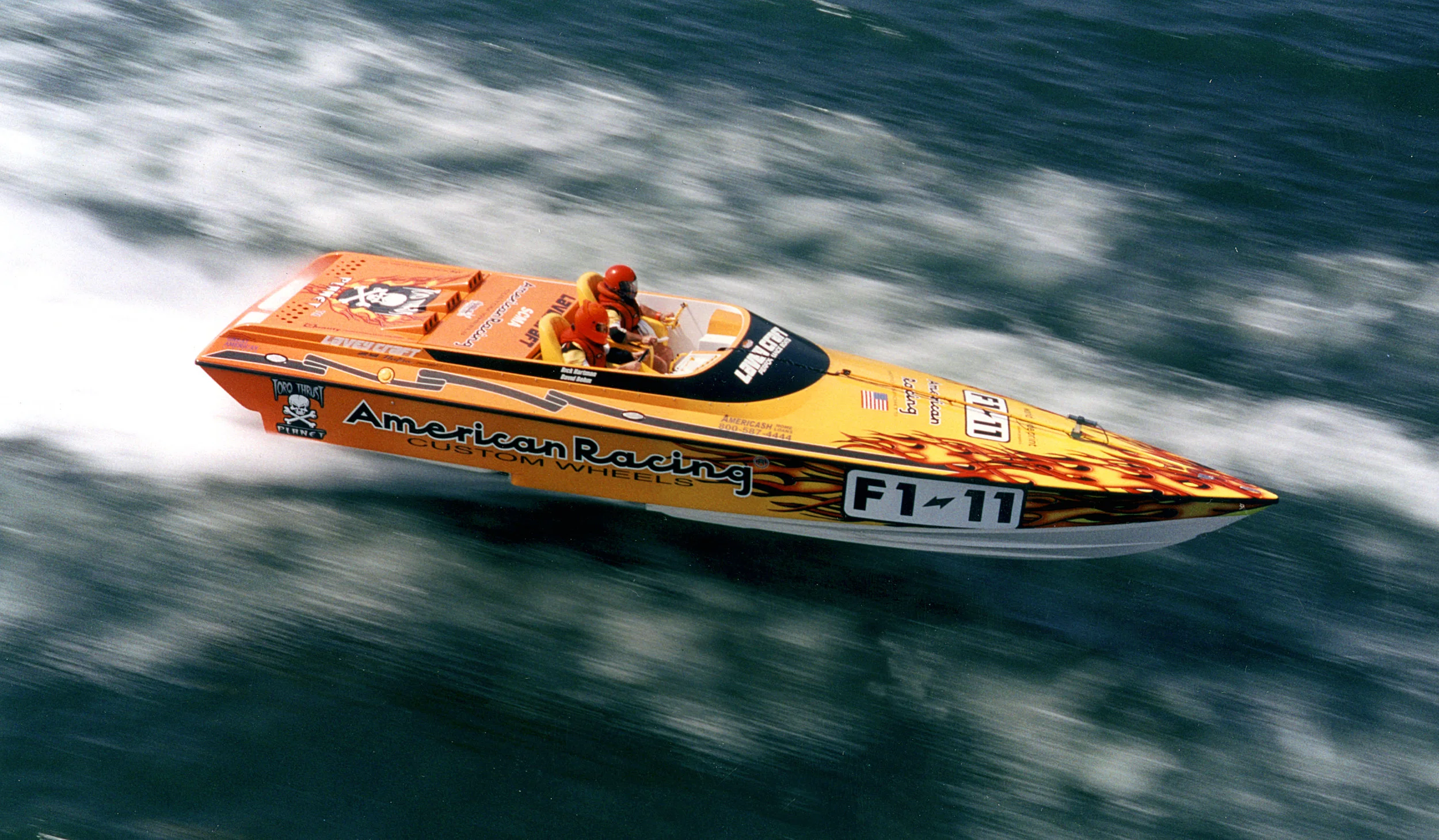 AMERICAN RACING Speedboat Wrap