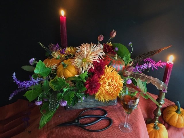 thanksgiving centerpiece.JPG