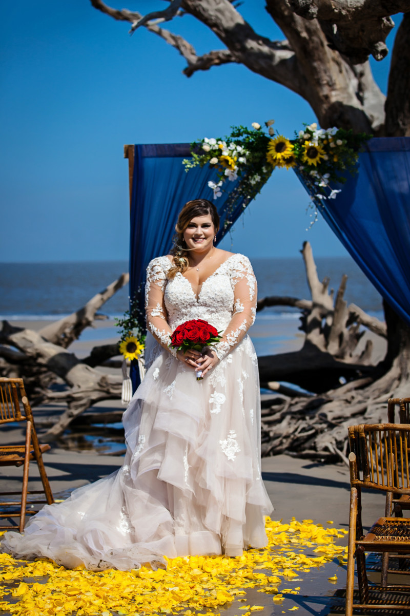 BridesbyYoung-RealBride-PlusSizeCurvyWeddingDress-MarissaJake-2.jpg