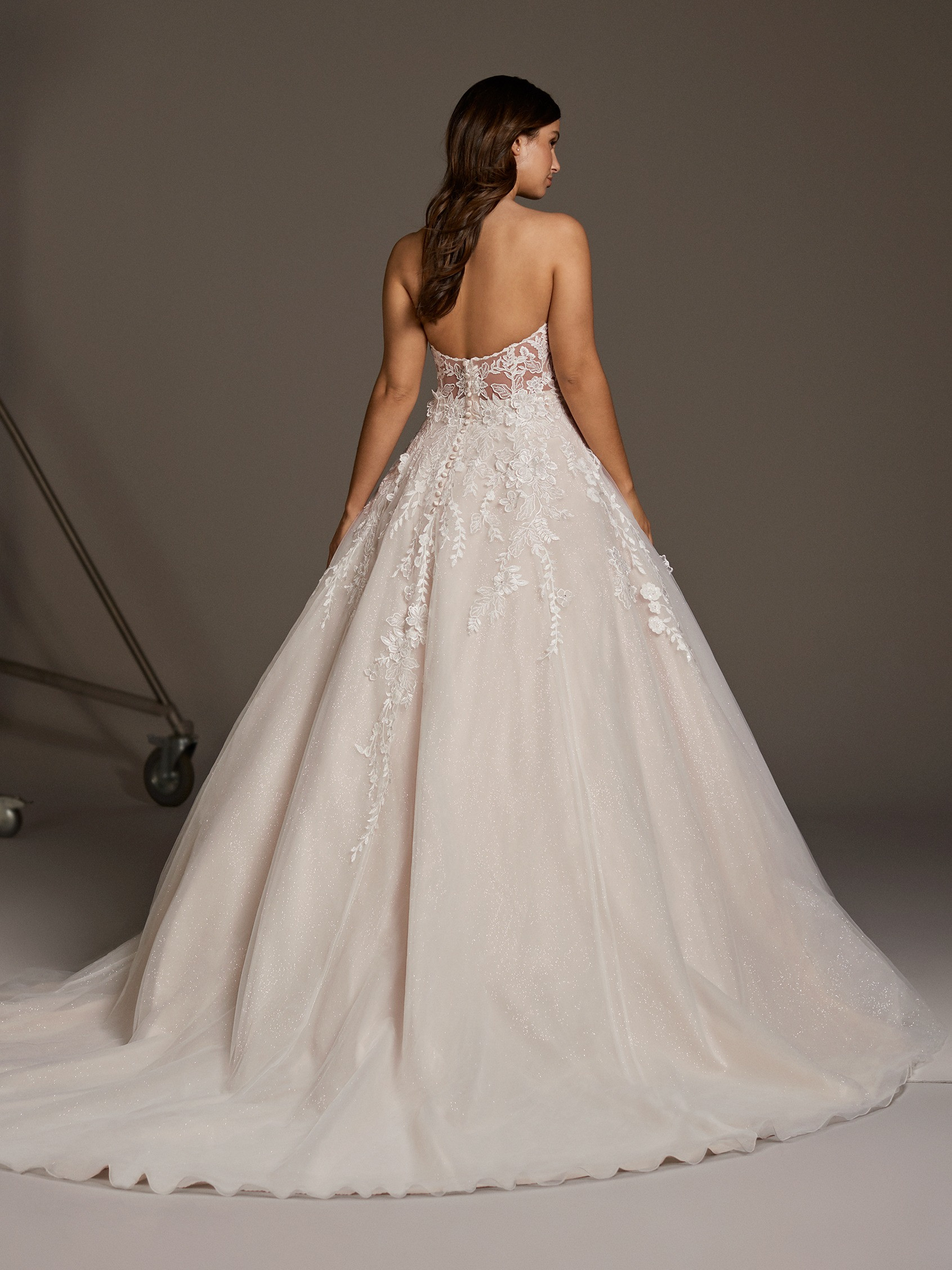 BridesbyYoung-IndianapolisIndianaSchaumburgChicagoIllinoisParamusNewJerseyNewYorkPennsylvania-CurvyPlusSizeBridalStore-Pronovias-LYRA-2.jpg