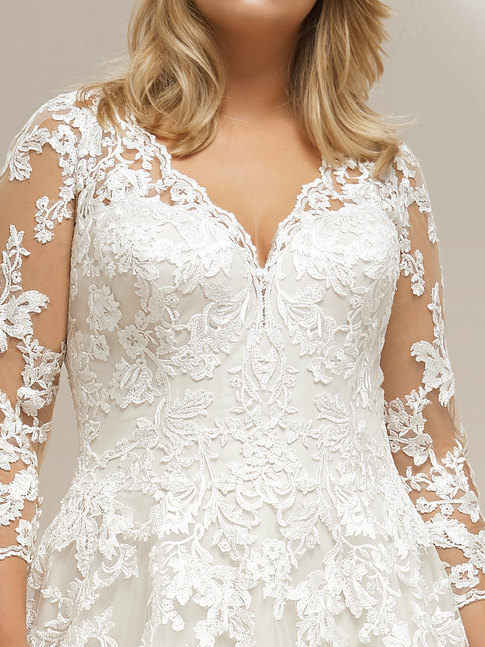 BridesbyYoung-IndianapolisIndianaSchaumburgChicagoIllinoisParamusNewJerseyNewYorkPennsylvania-CurvyPlusSizeBridalStore-Pronovias-MAR-3.jpg