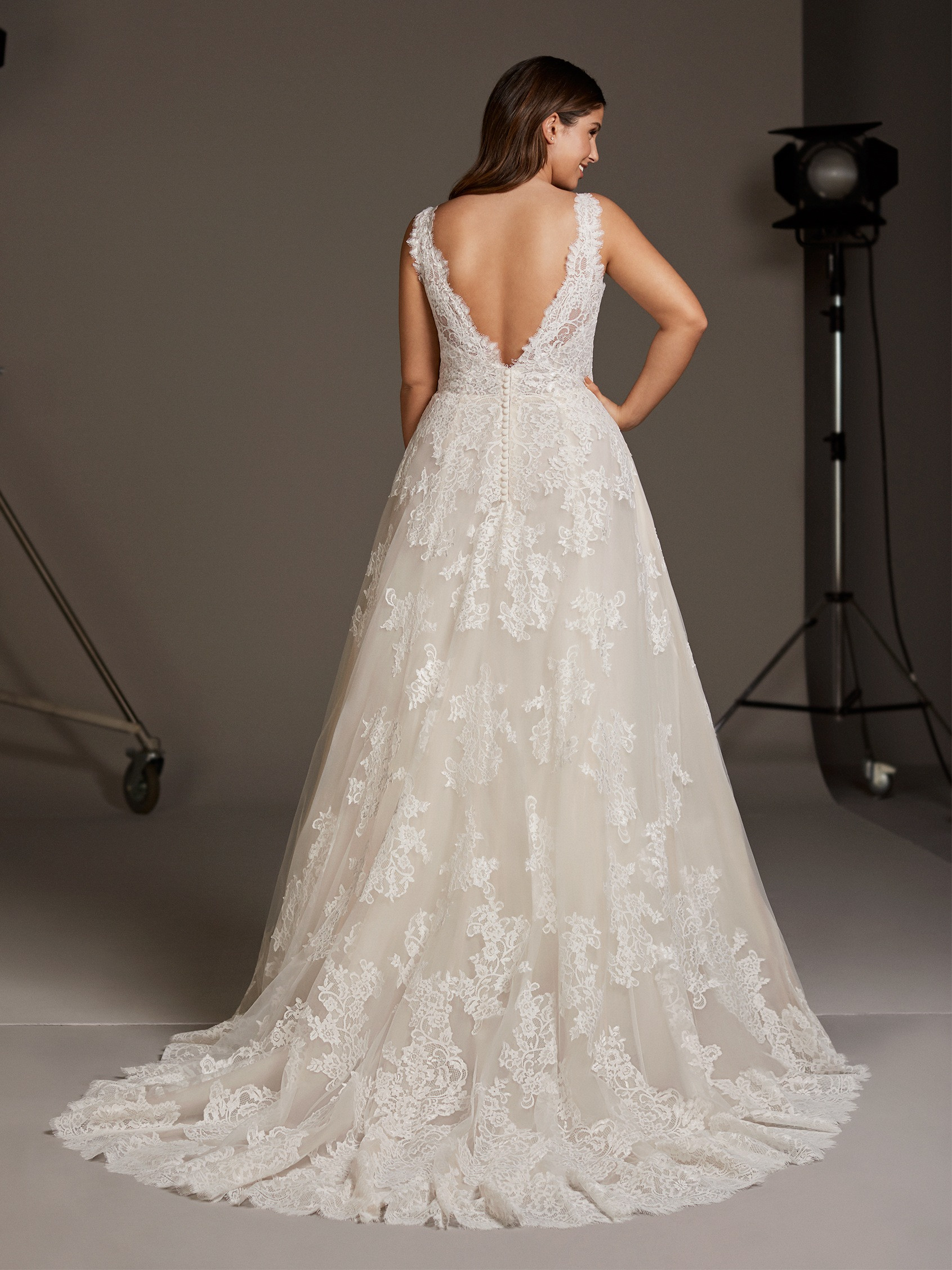 BridesbyYoung-IndianapolisIndianaSchaumburgChicagoIllinoisParamusNewJerseyNewYorkPennsylvania-CurvyPlusSizeBridalStore-Pronovias-ORION-2.jpg