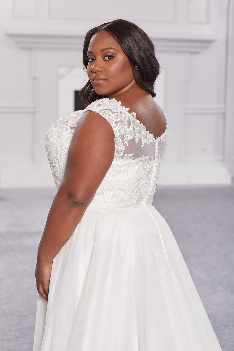 Choose spade Nutrition Unforgettable by Young - the Curvy Plus Size Bridal Collection — Brides by  Young