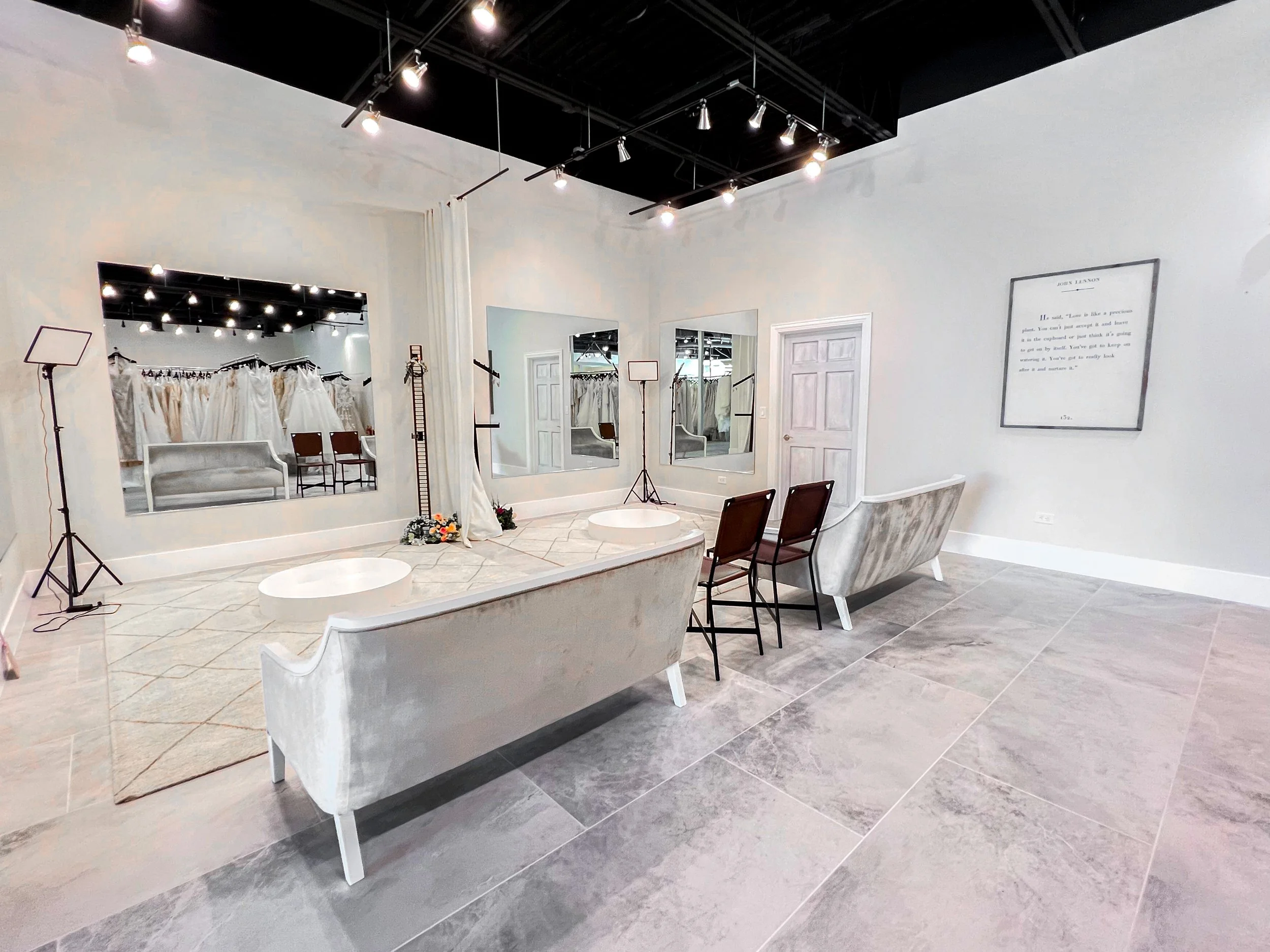 Schaumburg, IL — Brides by Young