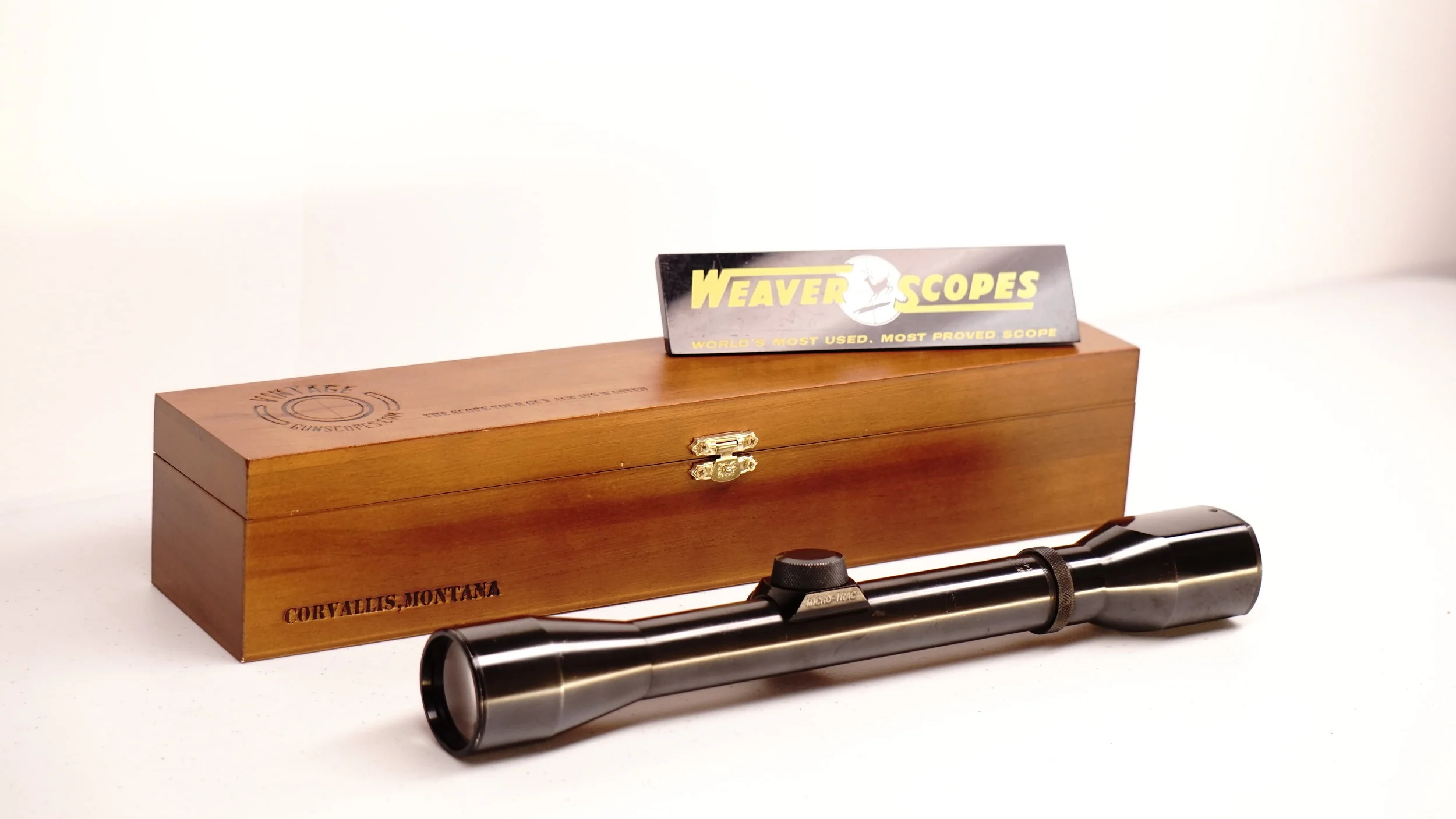 Weaver K4-W Micro-Trac. 1". c.1978-84. Post Crosshair - Refurbished.