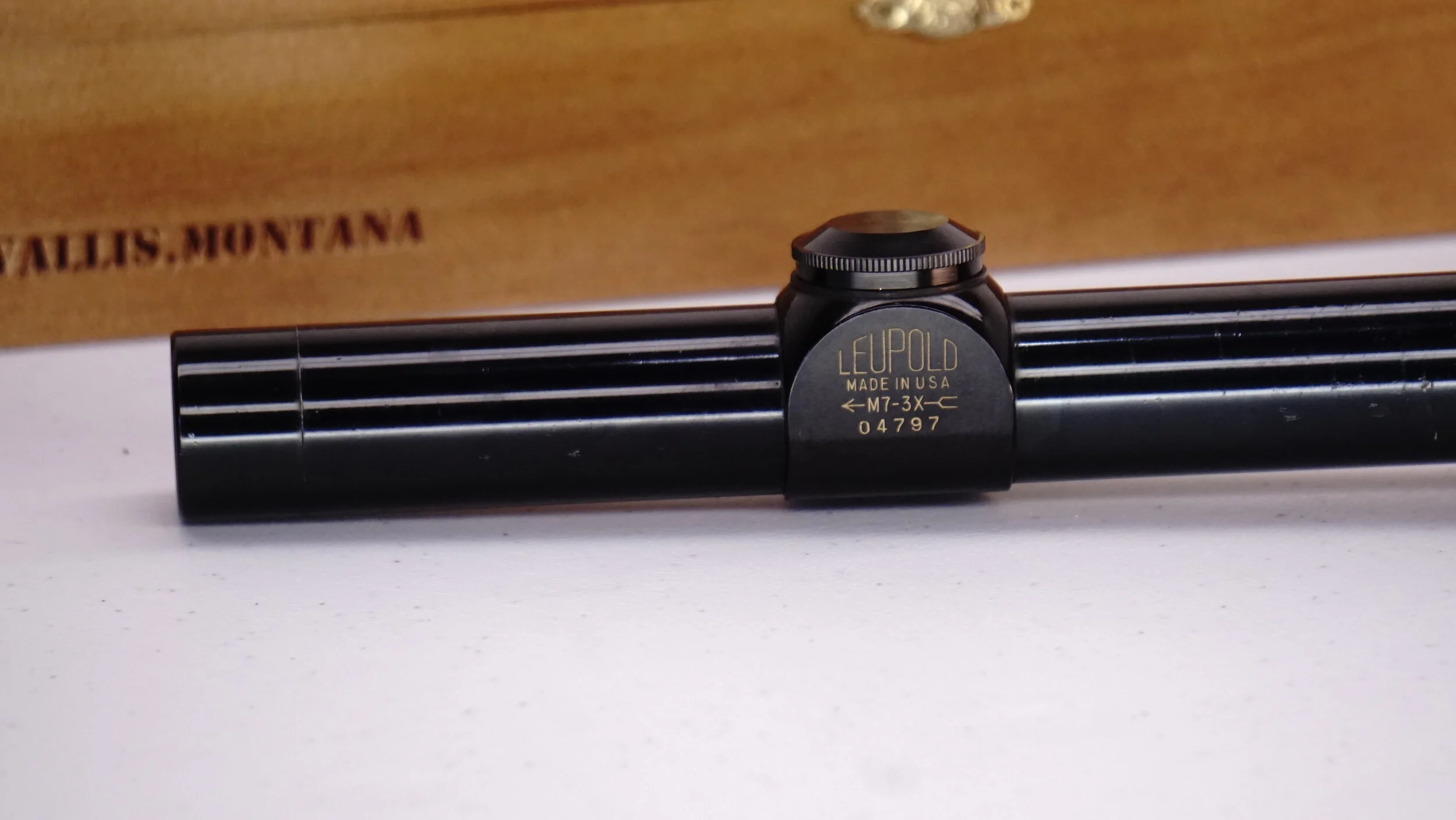 Vintage Gun Scopes — Leupold M73x. Arched Logo. c.196064. Crosshair