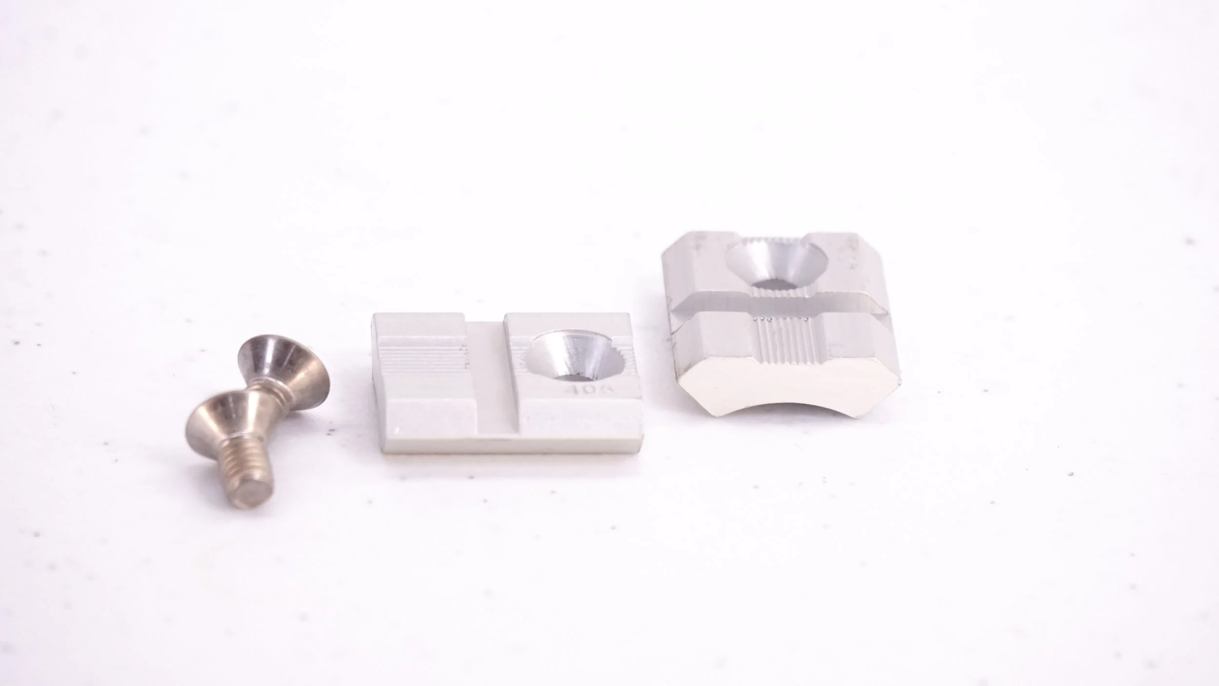 Weaver Detachable Top Mount Bases. Silver.