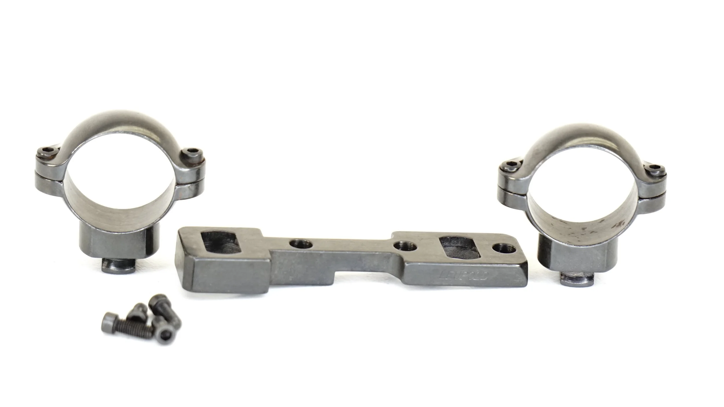 Leupold Dual Dovetail 1-Piece Base and Ring Set for Ruger Blackhawk. 34296/50071, Gloss.
