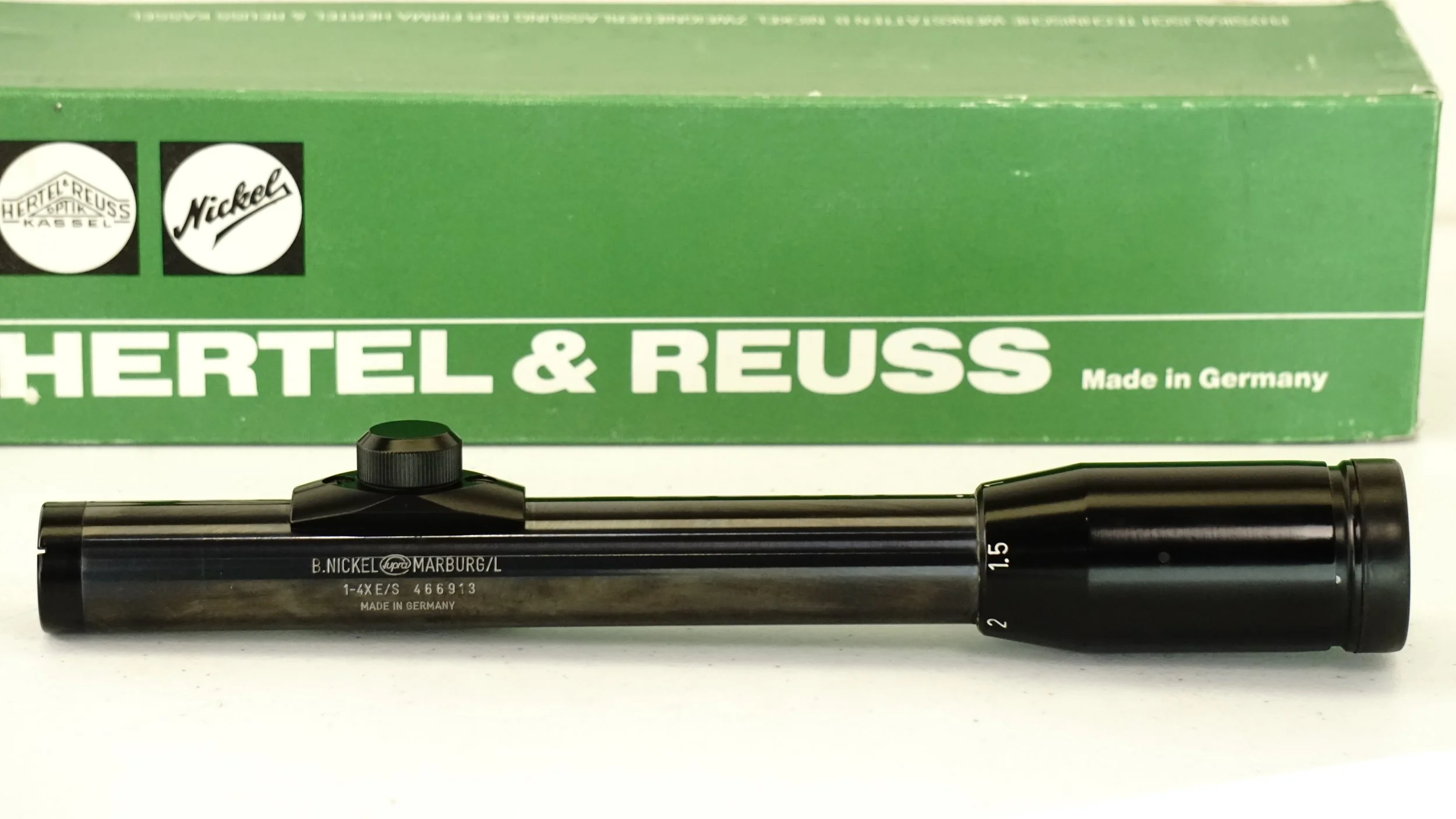 B. Nickel Marburg Supra ES 1x-4x. 26mm. c.1962-74. Excellent in Box, German #8 with stadiametric rangefinder - Refurbished.