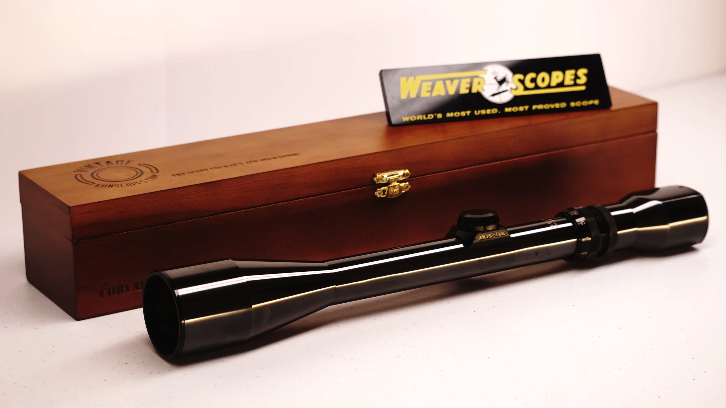 Weaver V9-IIW, 3x-9x Micro-Trac. 1". c.1978-84. Duplex - Refurbished.