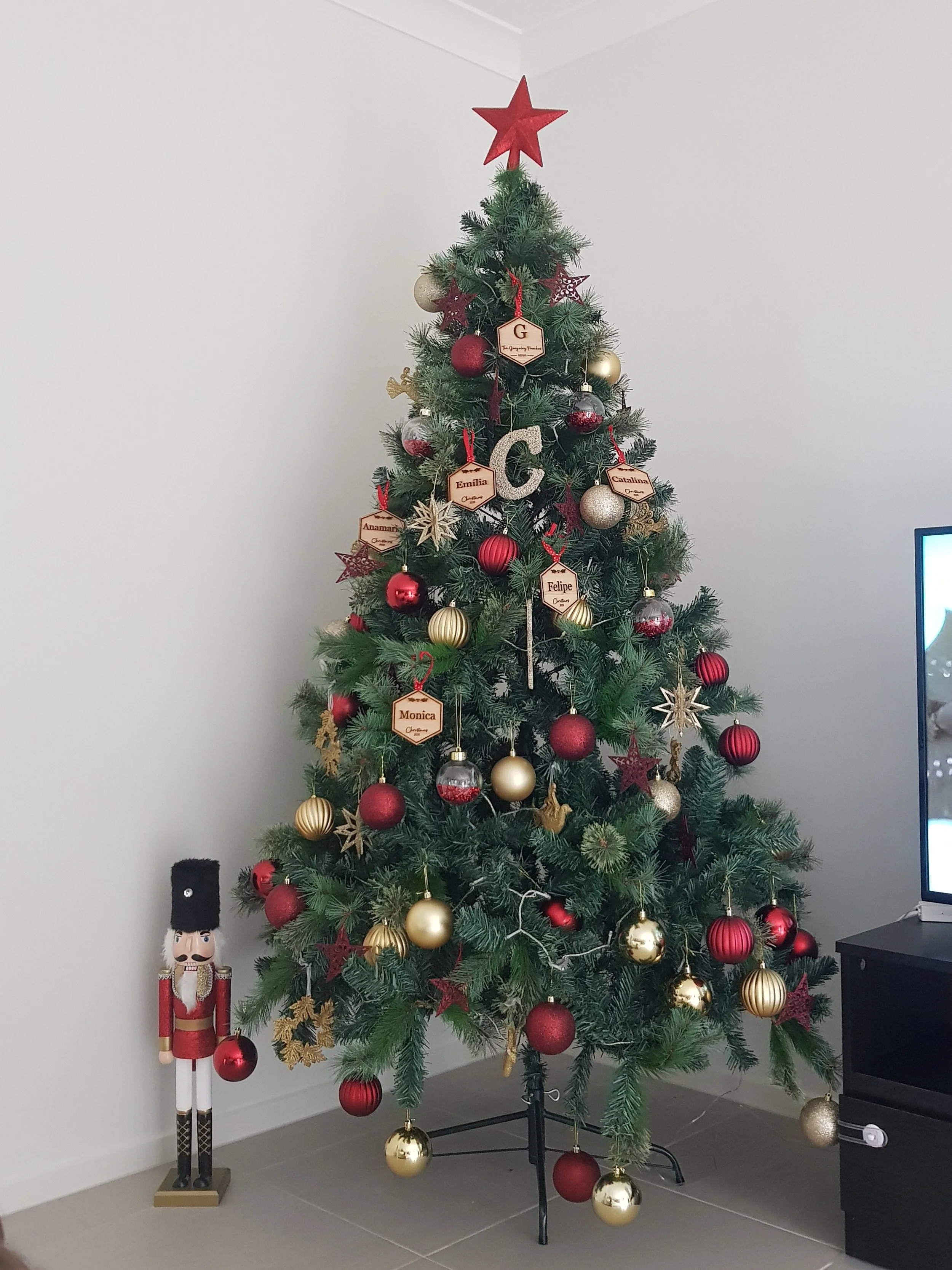 Christmas far and near - with NHM Mumma Monica Pancho