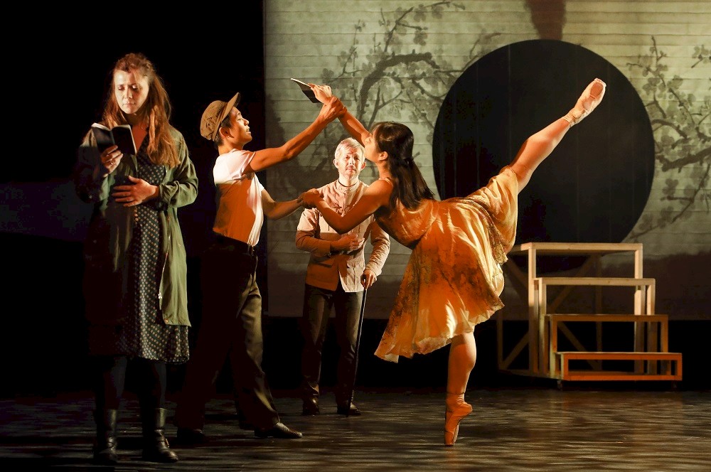 Image: The premiere of the pas des deux ballet in Charody’s operatic musical ‘Morning Blossoms’ choreographed by Remi Wortmeyer.