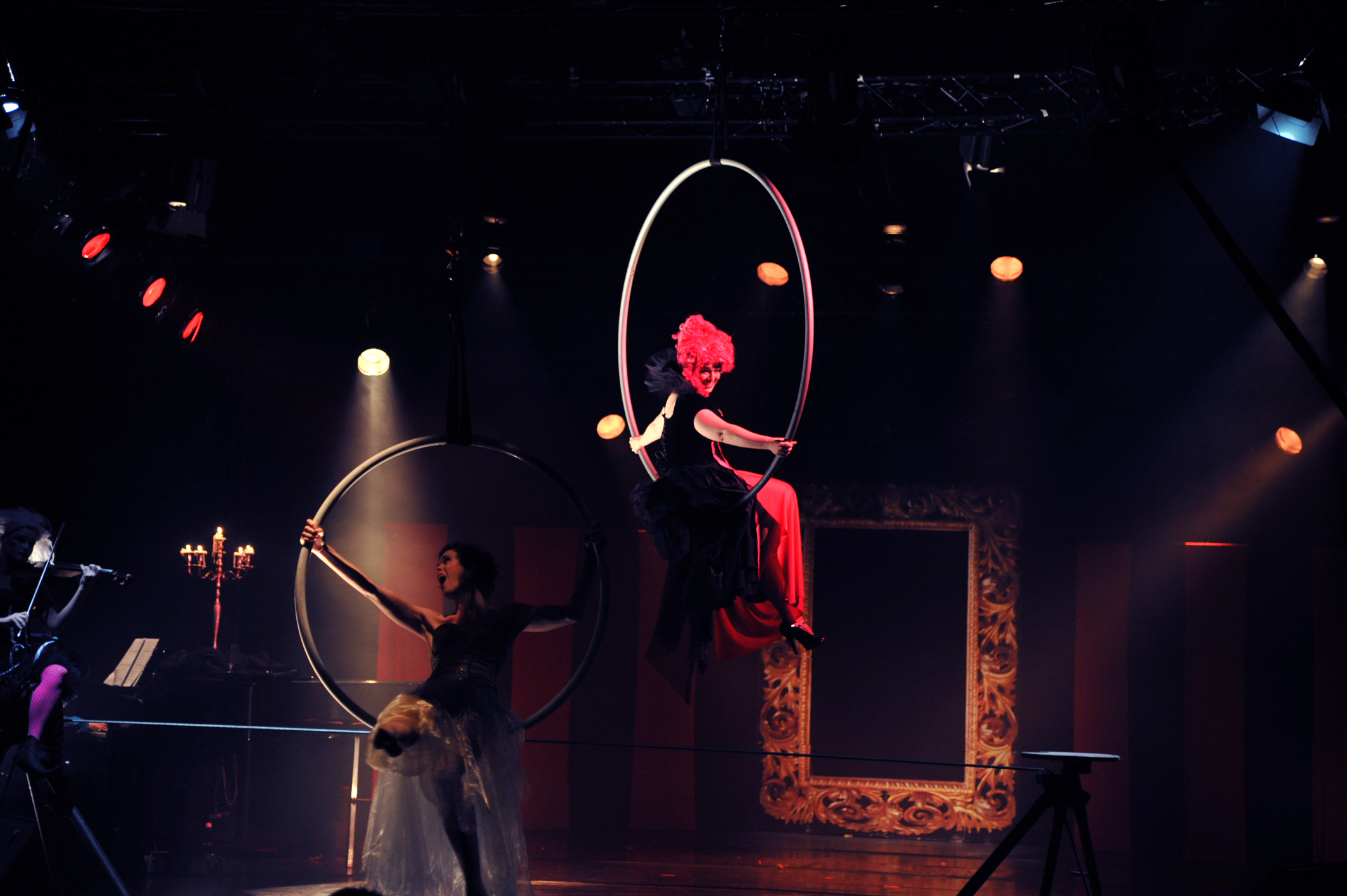 Image: Allegra Giagu (Orlenda), Valda Wilson (Lucy) Sonja Schebeck (Freckle) and Lisa Chou (piano) performing Sanctuary in Charody’s circus opera ‘The Carnival’, Hamburg, October 2013.