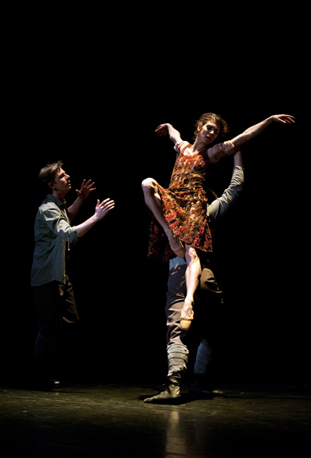 Image: Alistair Shelton-Smith (baritone), Nadia Yanowsky (dancer) & Casey Herd (dancer) performing at the premiere of ‘Magdalene’ presented by The Dutch National Ballet at The Muziektheater in Amsterdam, March 2011.