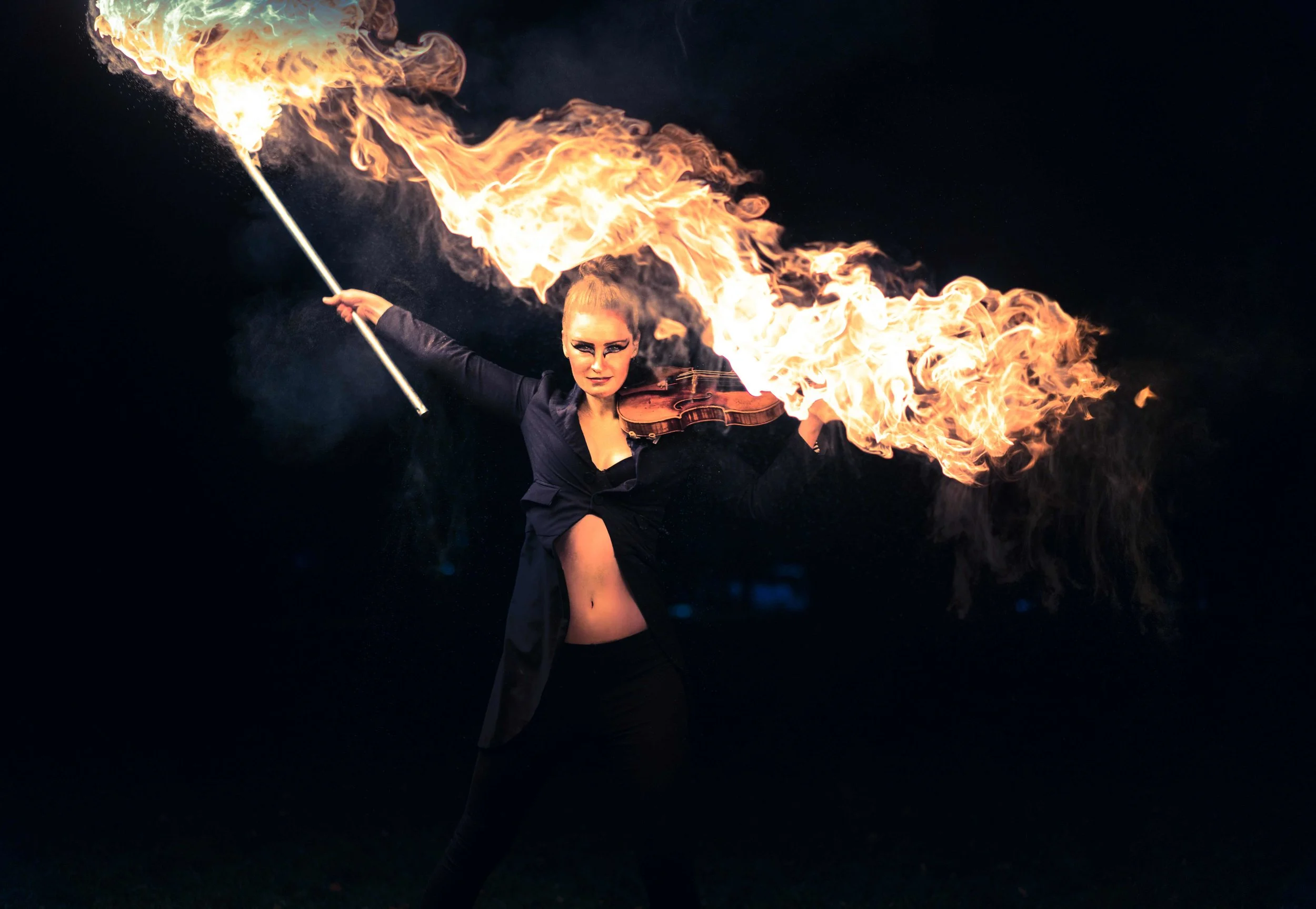 TALE OF THE FIREBIRD TALE OF THE FIREBIRD is a concerto for acrobatic-fire-taming violinist & acrobatic-fire-taming orchestra composed by CHLOÉ CHARODY in 2018. The work premiered on June 7 2019 at CITY RECITAL HALL for Sydney’s VIVID FESTIVAL performed by SONJA SCHEBECK & THE FREESTYLE ORCHESTRA. The creation of TALE OF THE FIREBIRD was funded by THE AUSTRALIA COUNCIL FOR THE ARTS