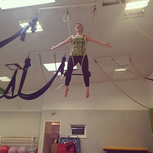Our amazing soprano @simone.easthope rocking some new moves she's training up for our upcoming outdoor stage spectacular JINGAH presented by @chloecharodycreations ...
#circusopera #jingah #berlincircusoperalab #chloecharody #duncantownsend #simoneea