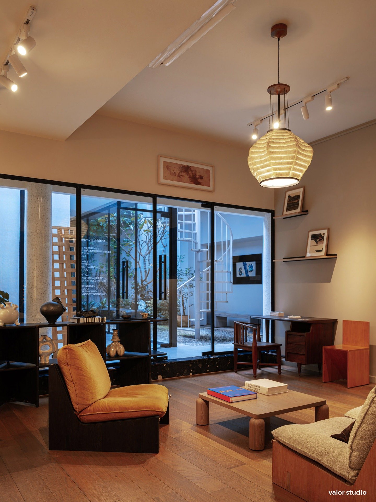 Perpetual Flows | Medium Gallery | Unios Vietnam 
#valorstudio