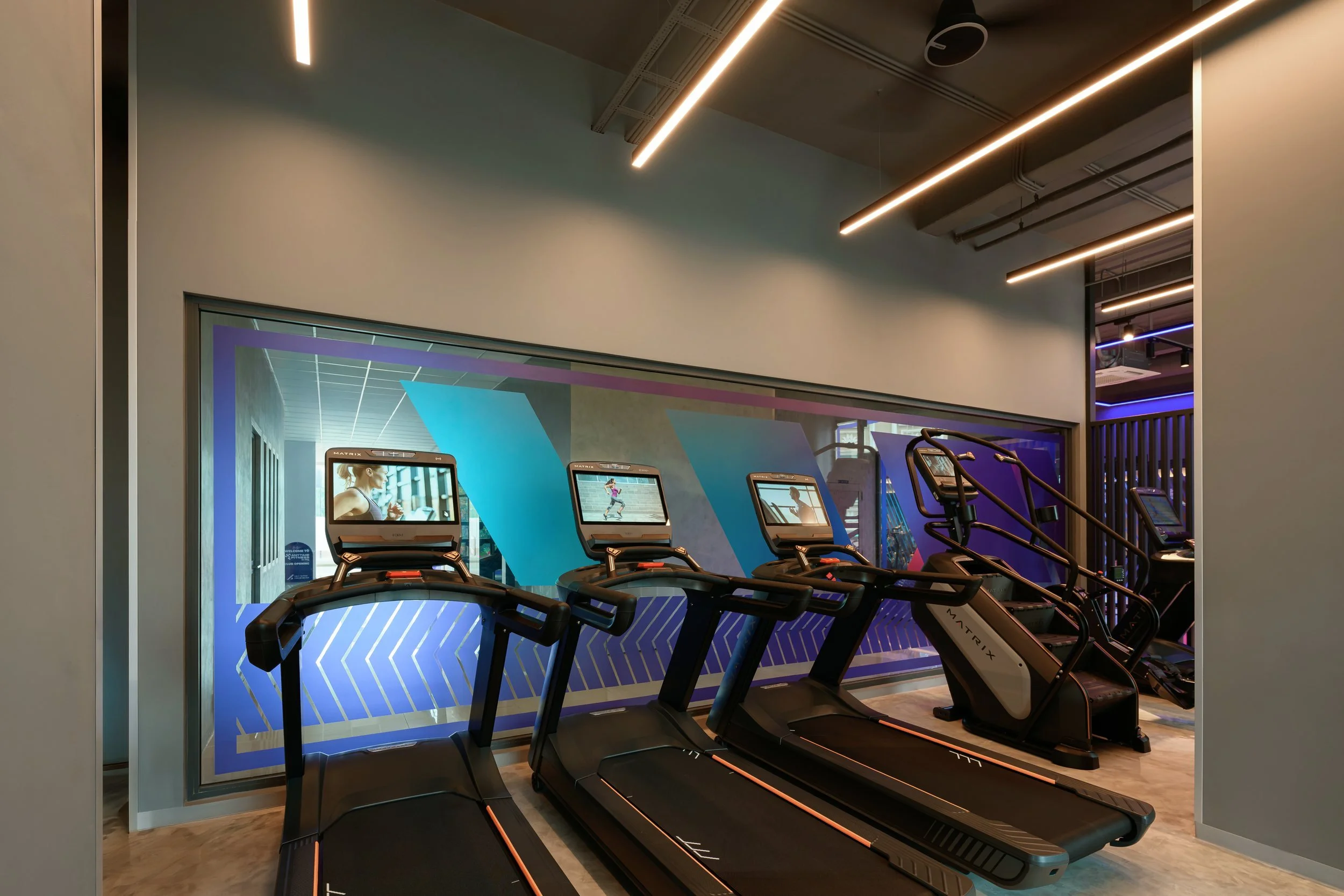 valor-essentials-fitness-03.jpg