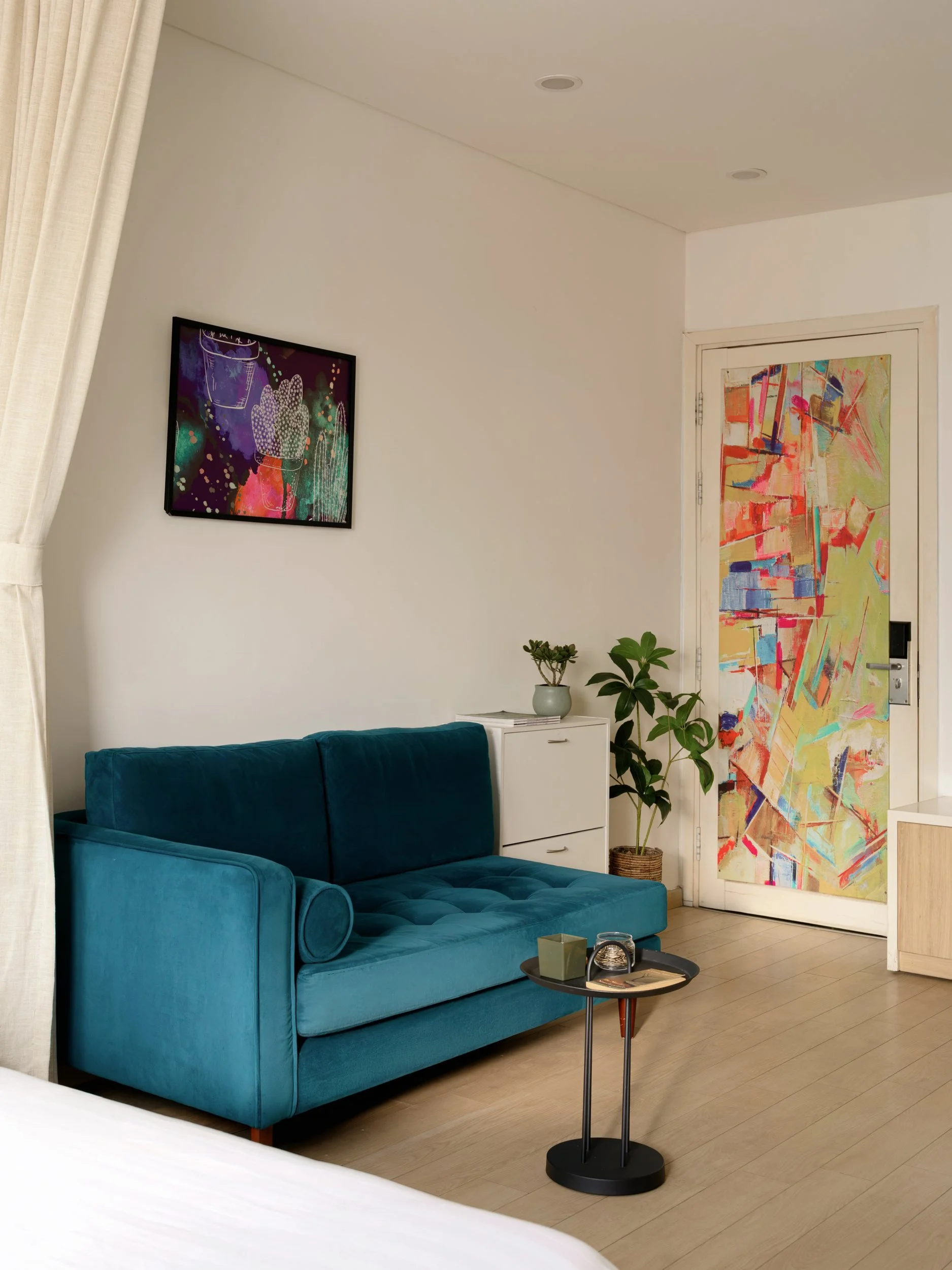 valor-essentials-serviced-apartment-05.jpg