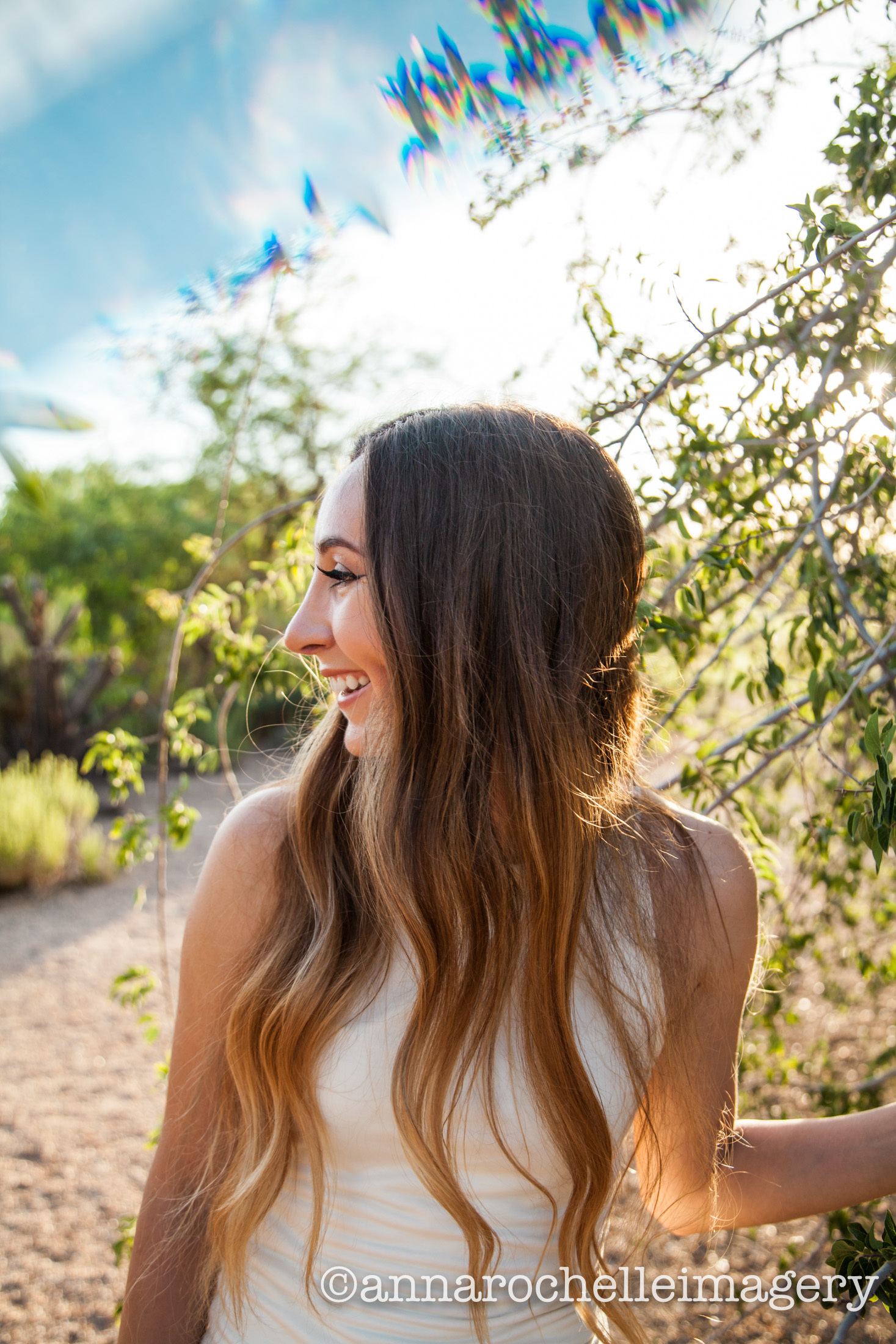 bright-senior-portraits-mesa-arizona-photographer.jpg