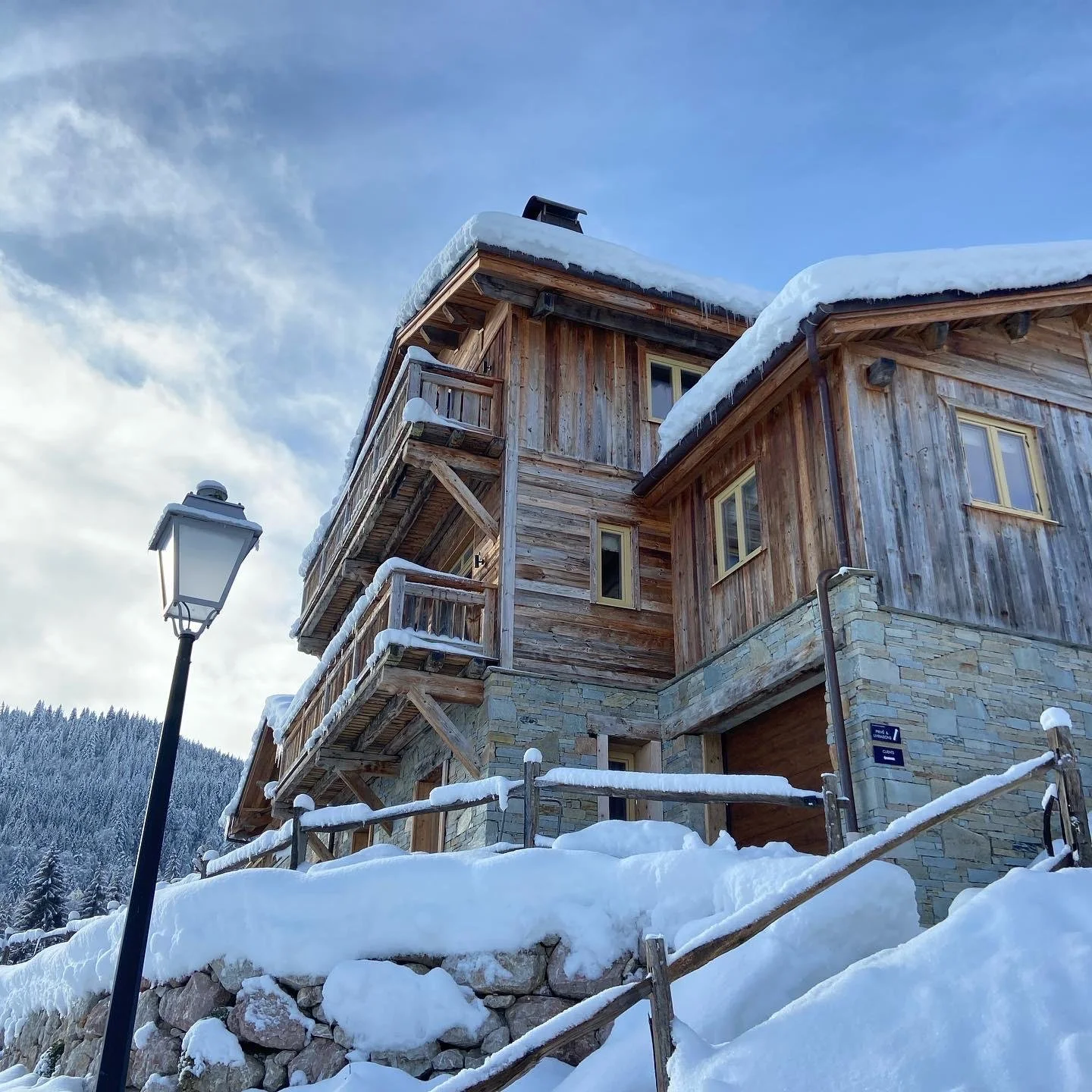 WhatsApp Image 2025-10-16 à 14.20.21_2fb3771f.jpg