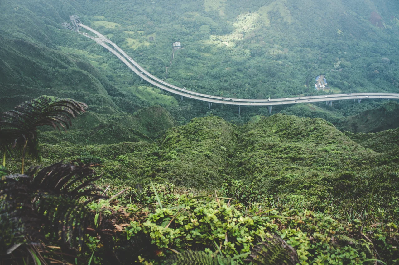 37-HAIKUSTAIRS-STAIRWAYTOHEAVEN-HAWAII-JAN.18.jpg