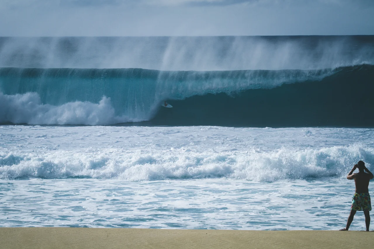 103-HAWAII-JAN.2018-PIPELINE-BIG-SWELL-LAST-DAY-OFFTHEWALL.jpg