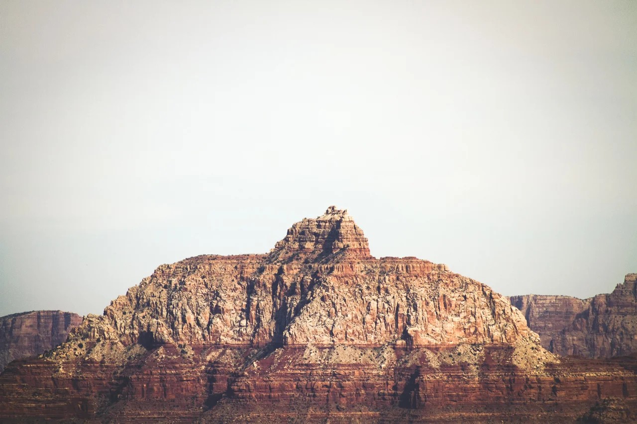 21-WEST-AMERICA-2016-NEWFILTER-ANTYLOPE-CANYON.jpg