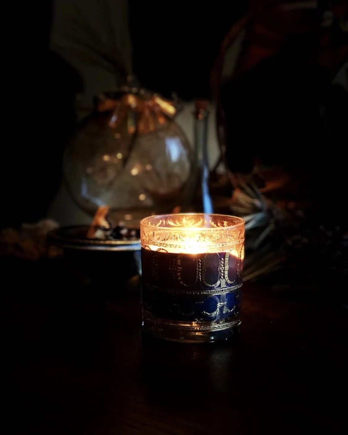 👑Golden Shadow •Soy wax •Vintage Glass